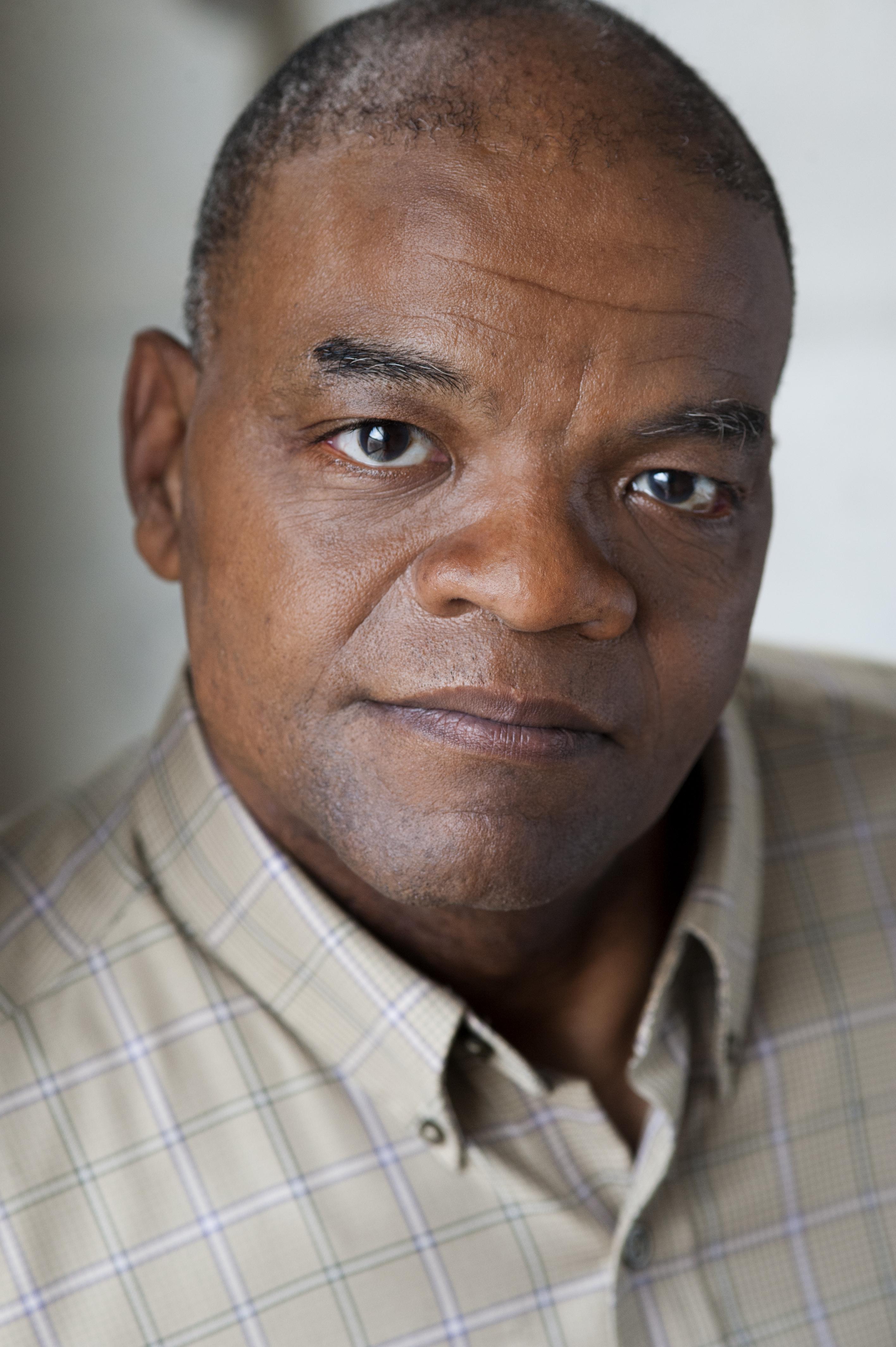 actor Benjamin Sheeler large photo