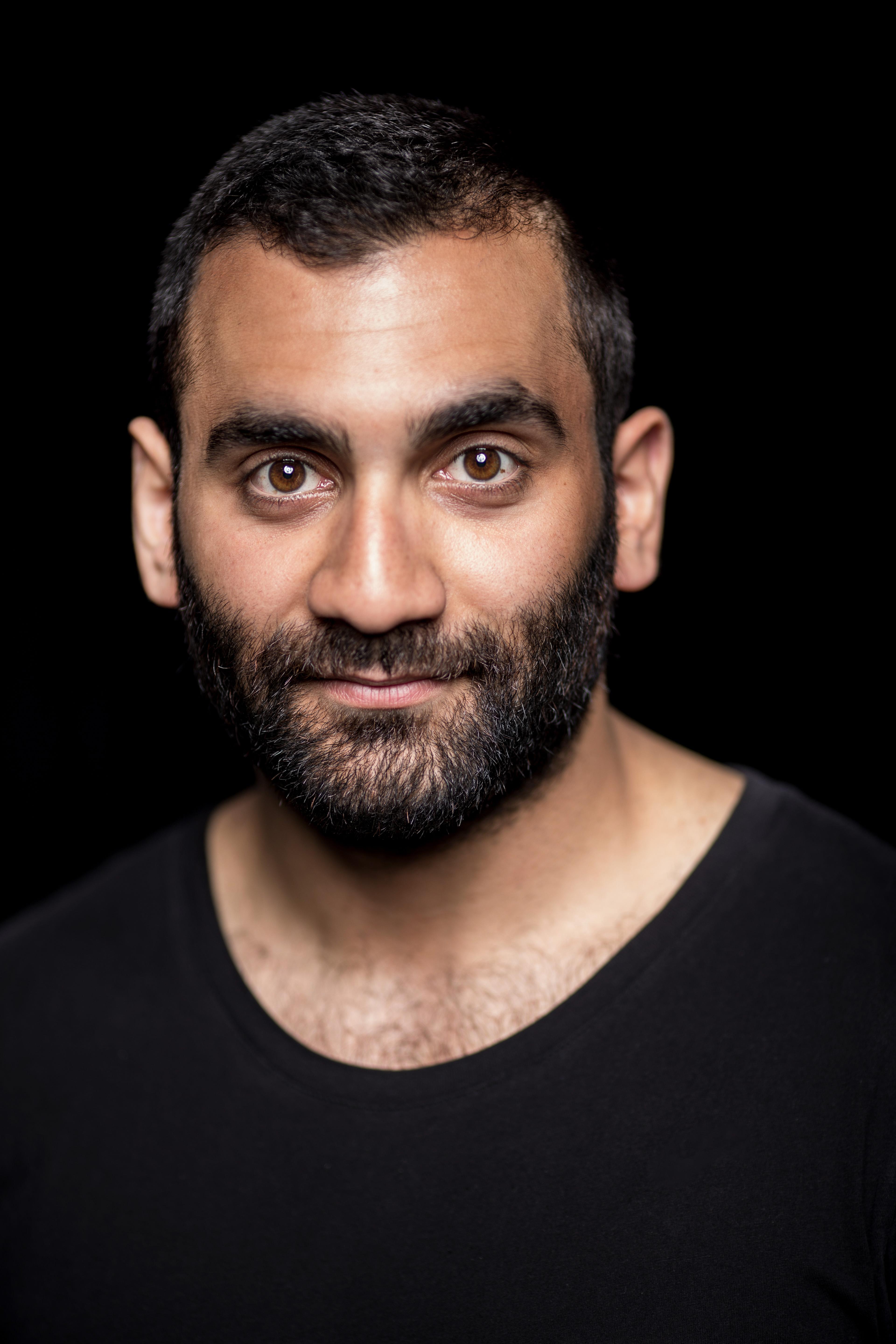 actor Arvin Kananian large photo