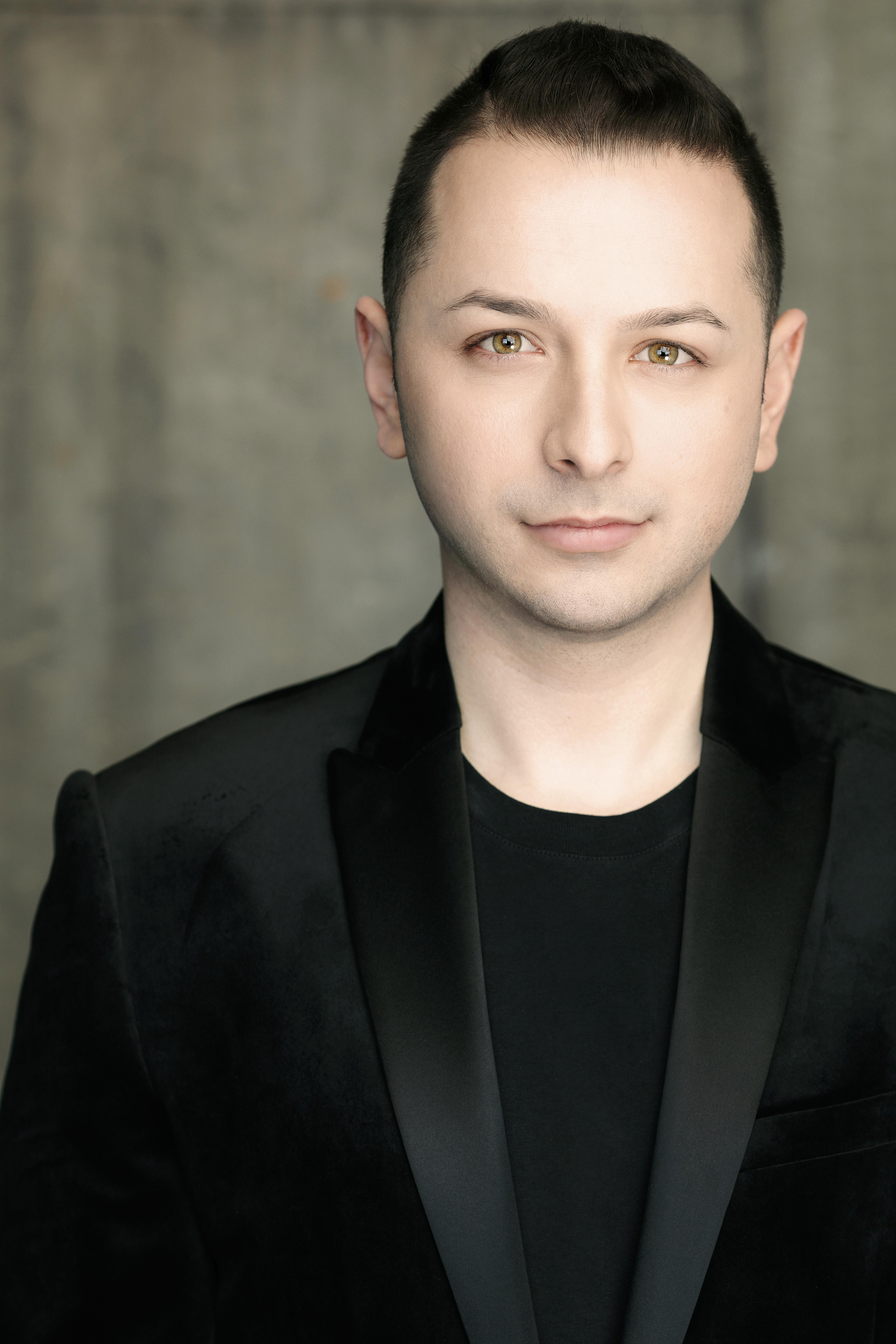 actor Steven Mango large photo