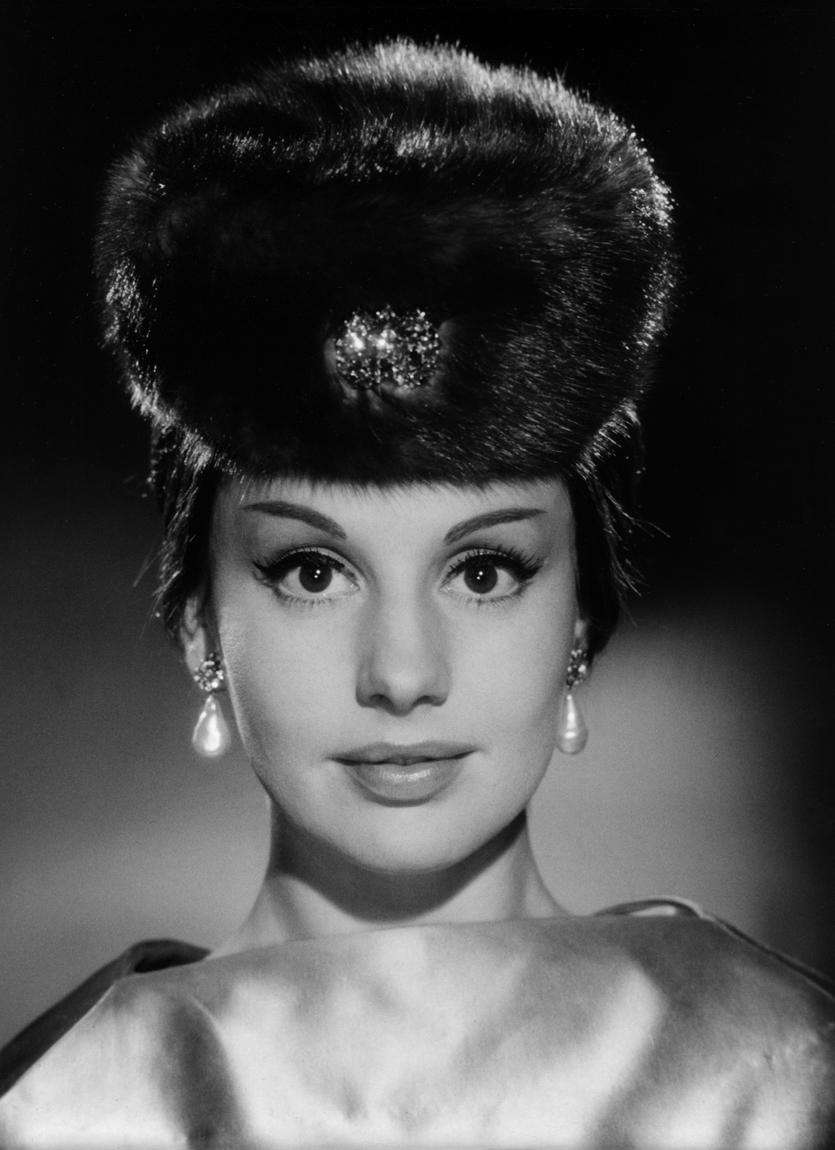 actor Johanna von Koczian large photo