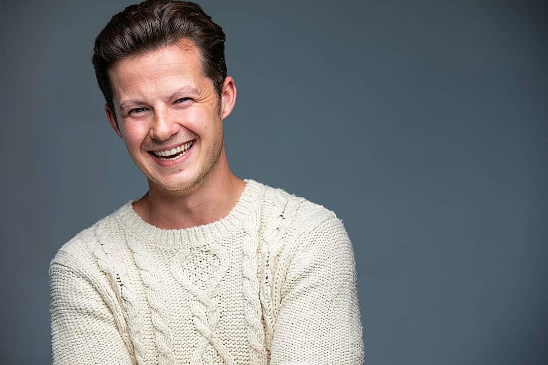 actor Harry Reid large photo