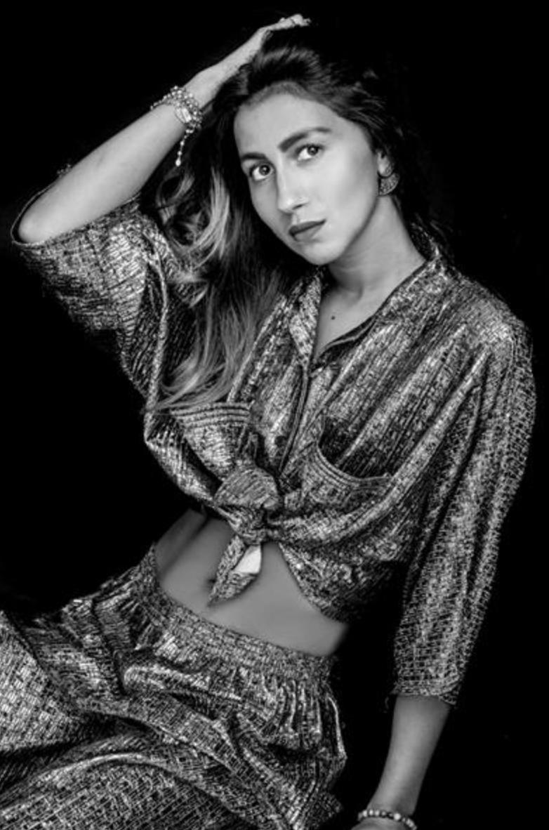 actor Talina Naviede large photo