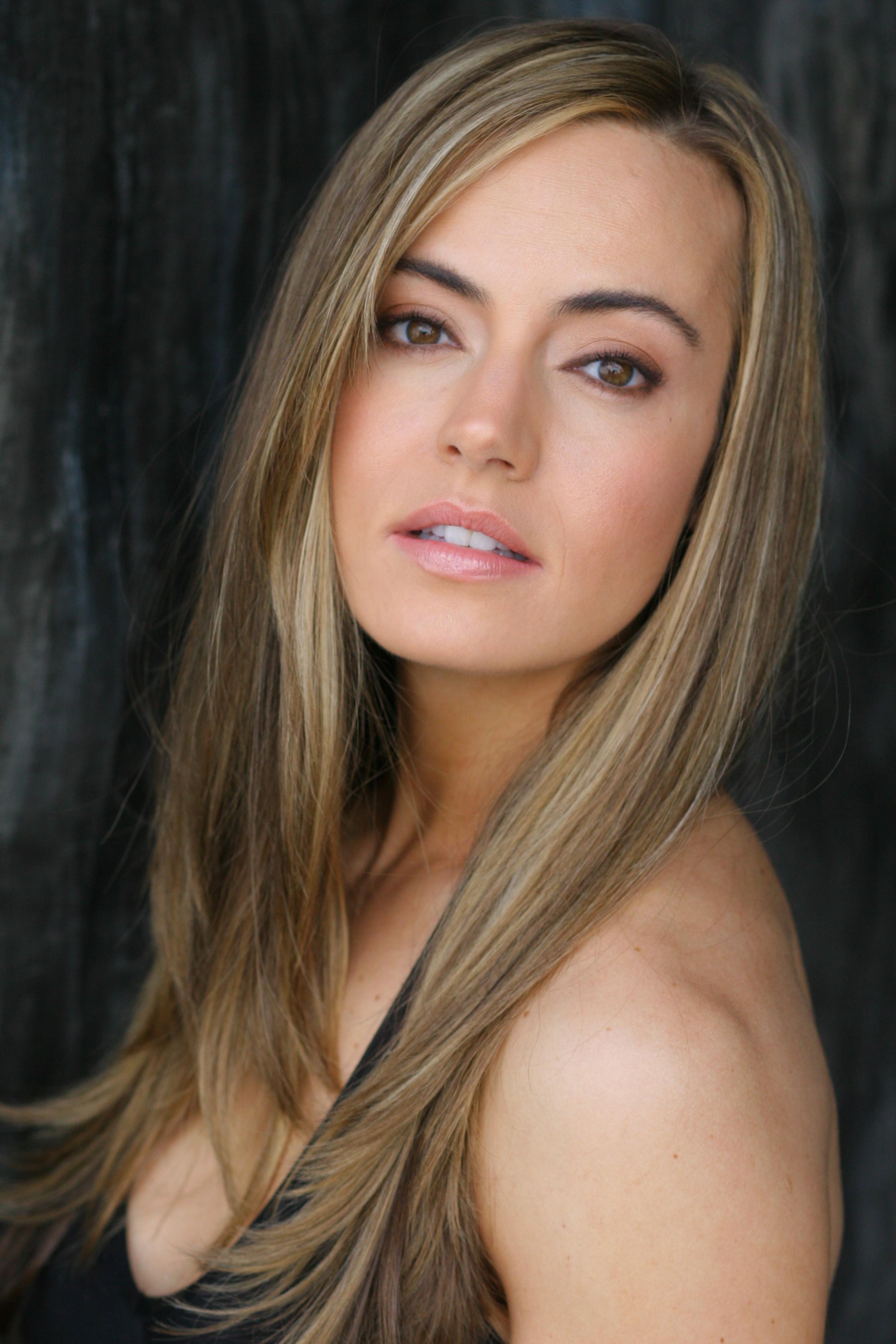 actor April Rogalski large photo