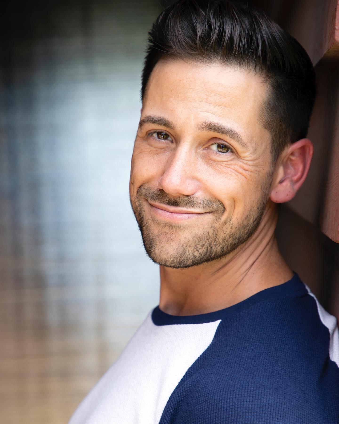 actor Zach Sale large photo