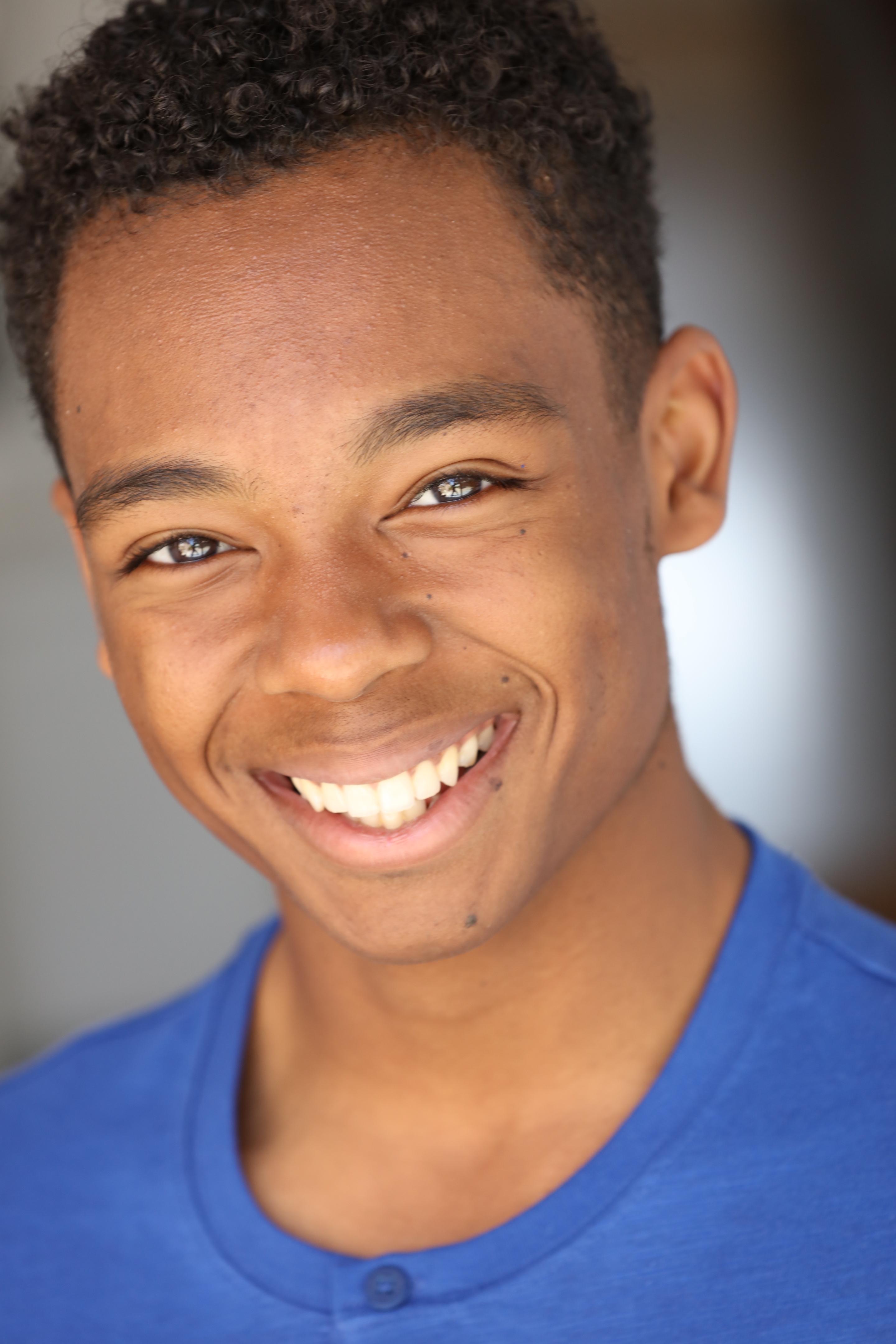 actor Lucky Davis large photo