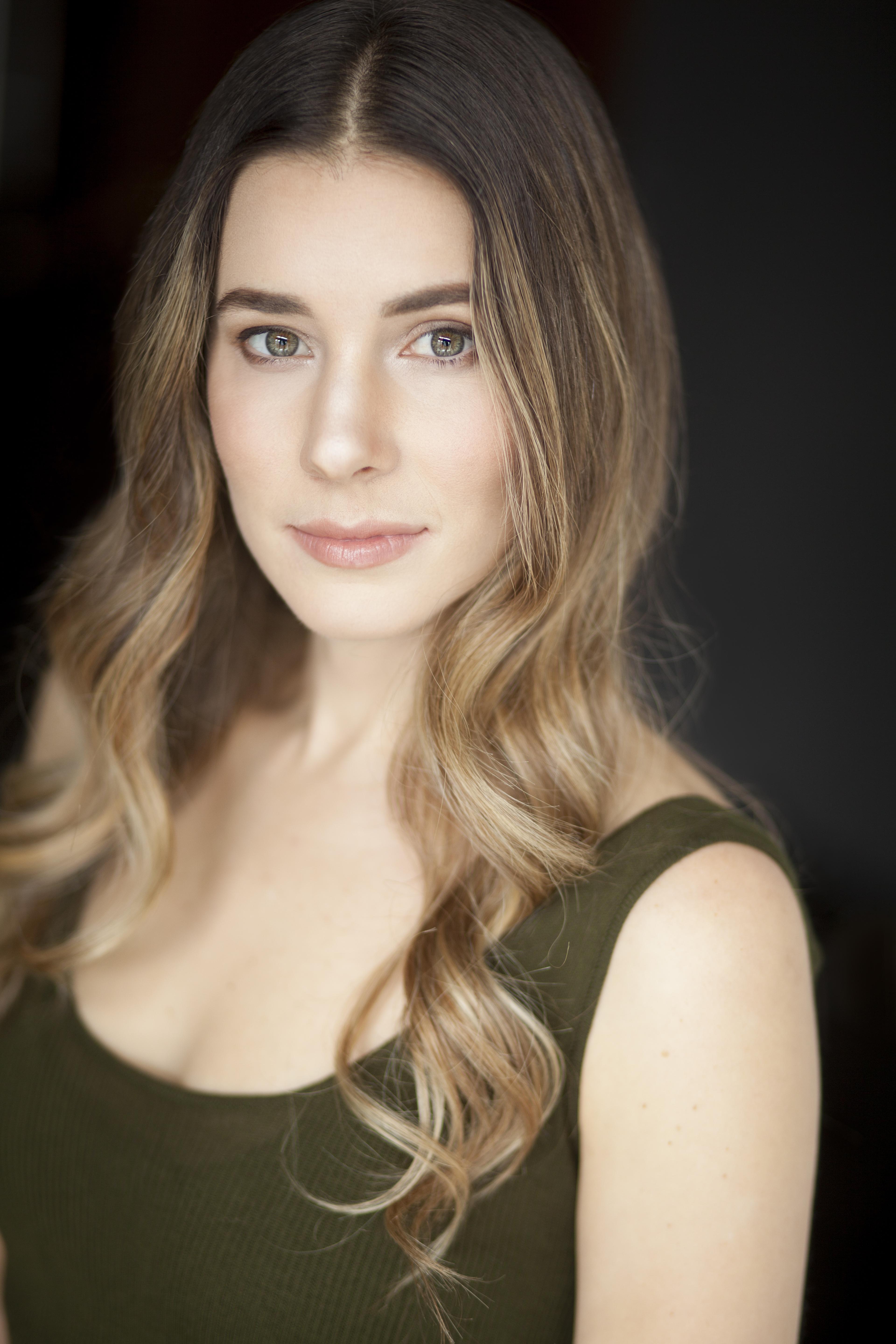 actor Lisa Solberg large photo