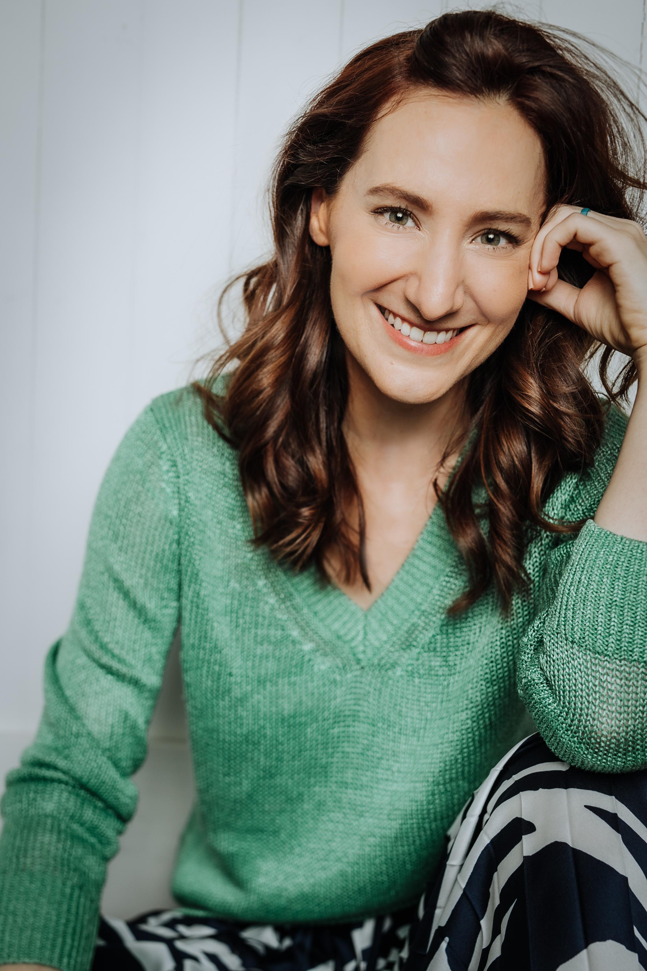 actor Meghan Grant large photo