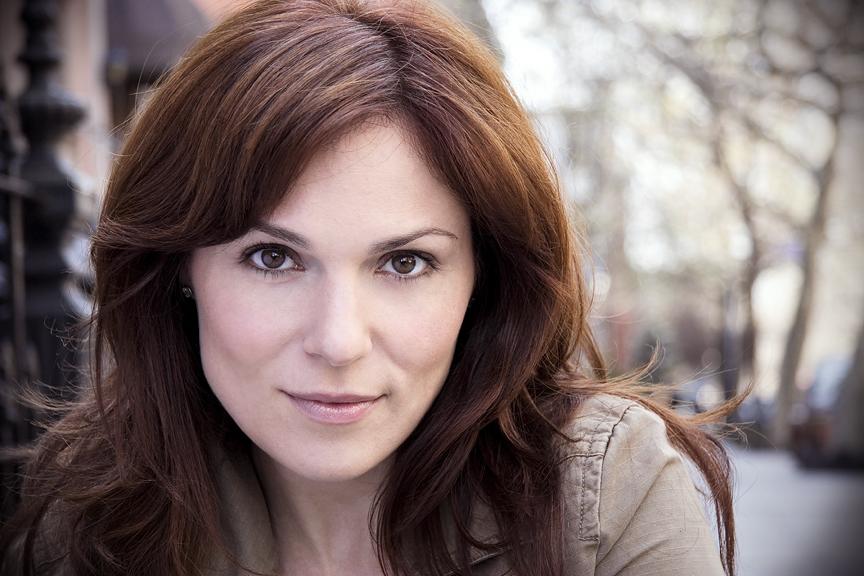 actor Erika Burke Rossa large photo