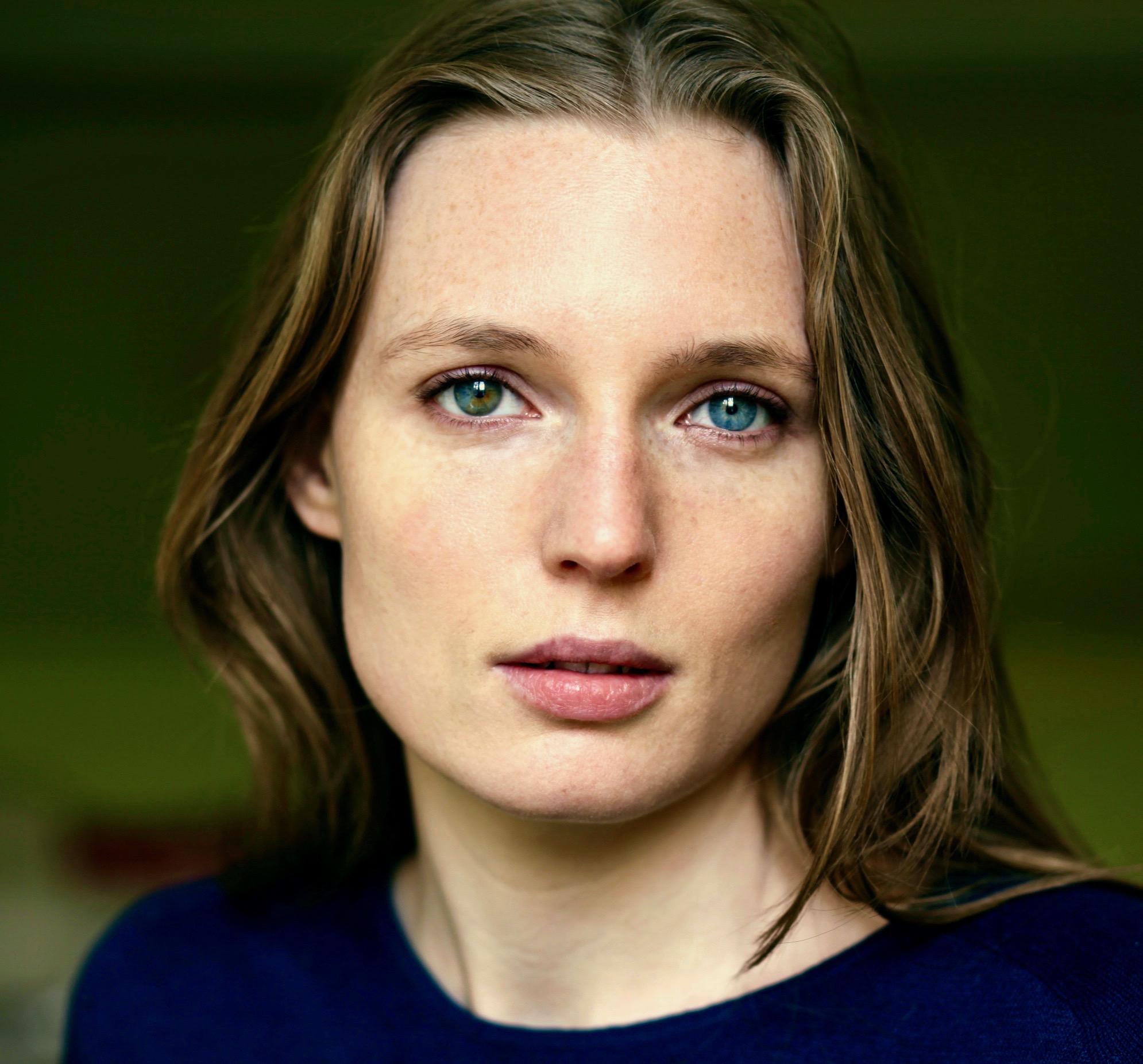 actor Leo Hatton large photo