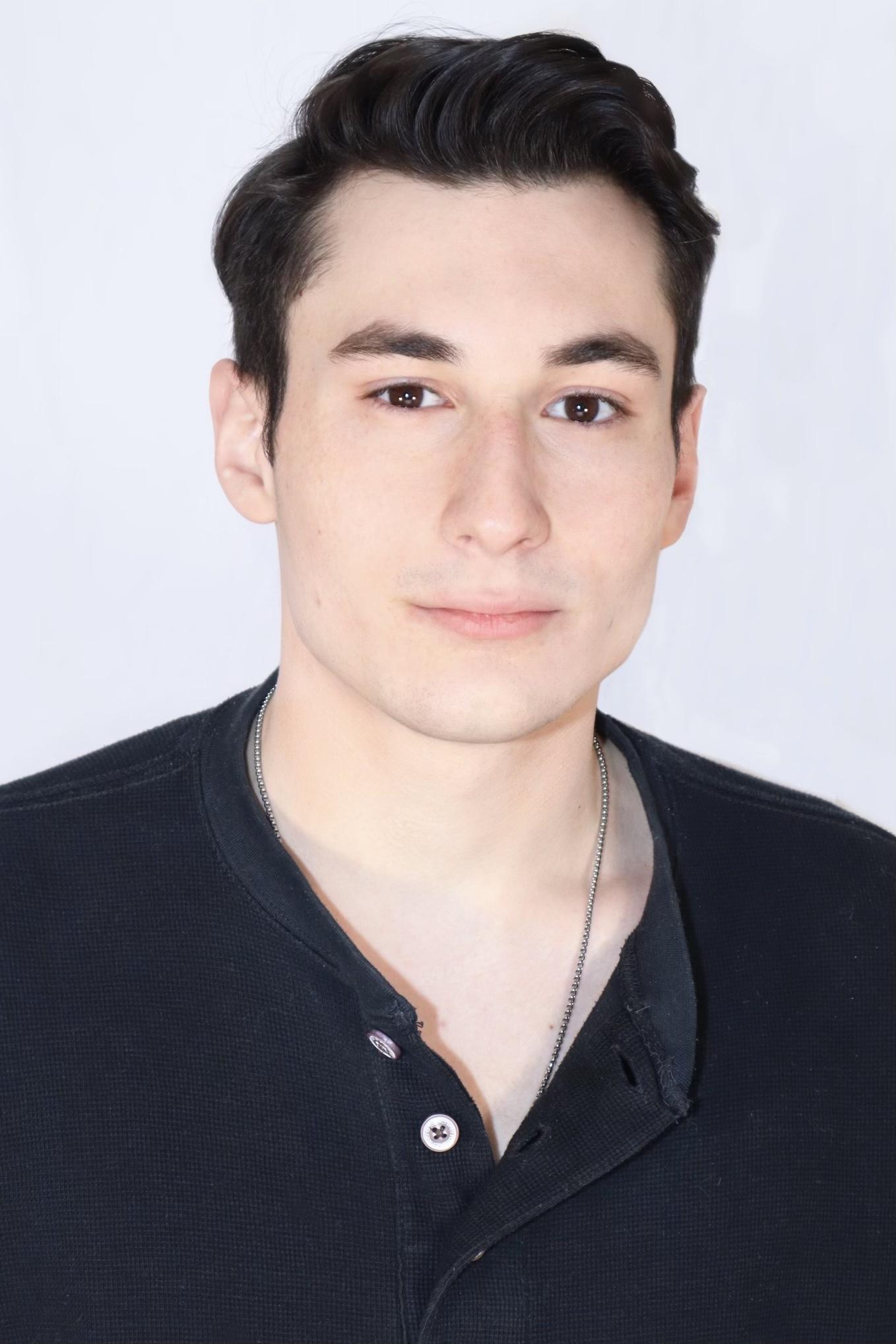 actor Joey Ambrosini large photo