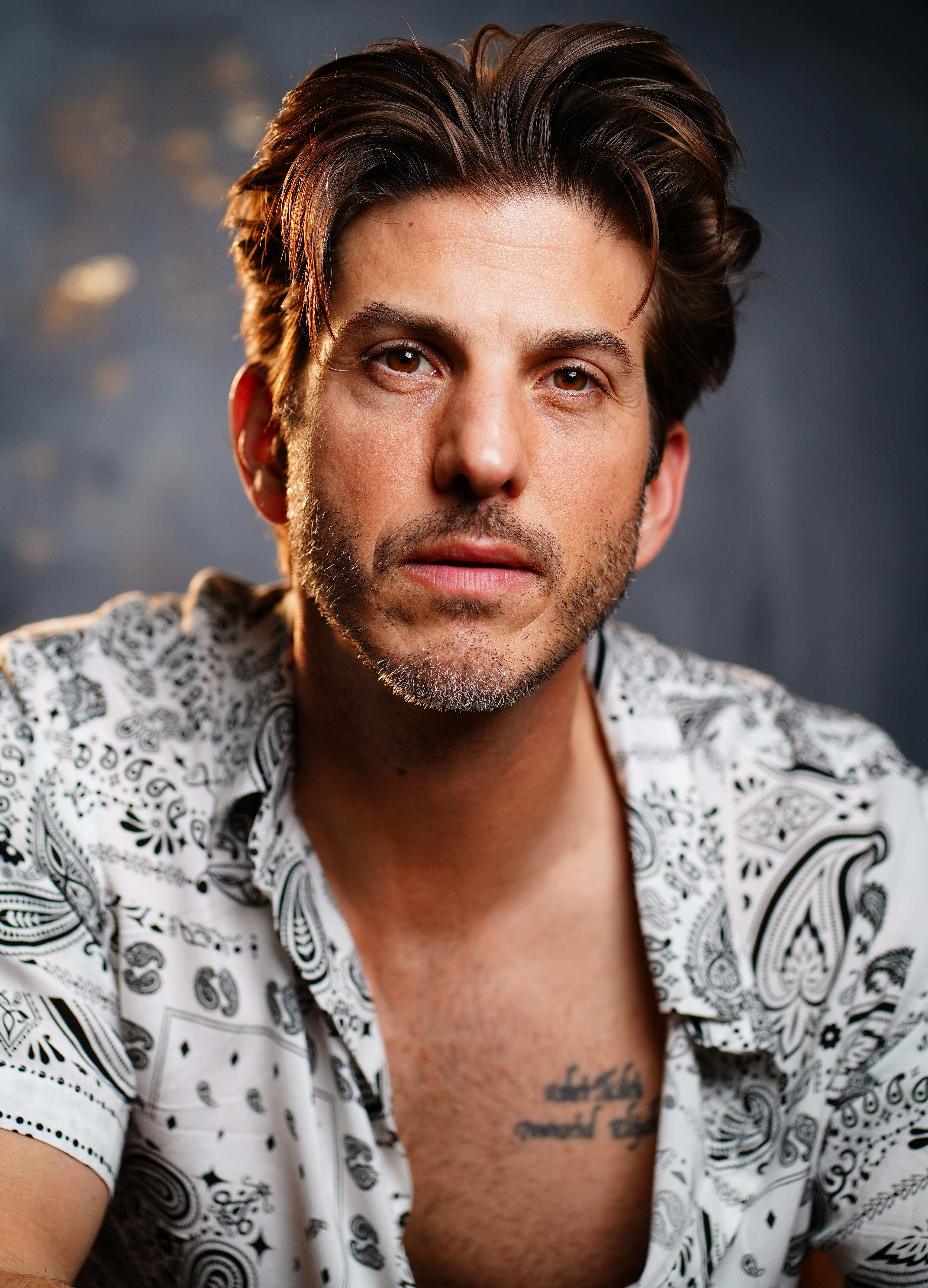 actor Ron Fallica large photo