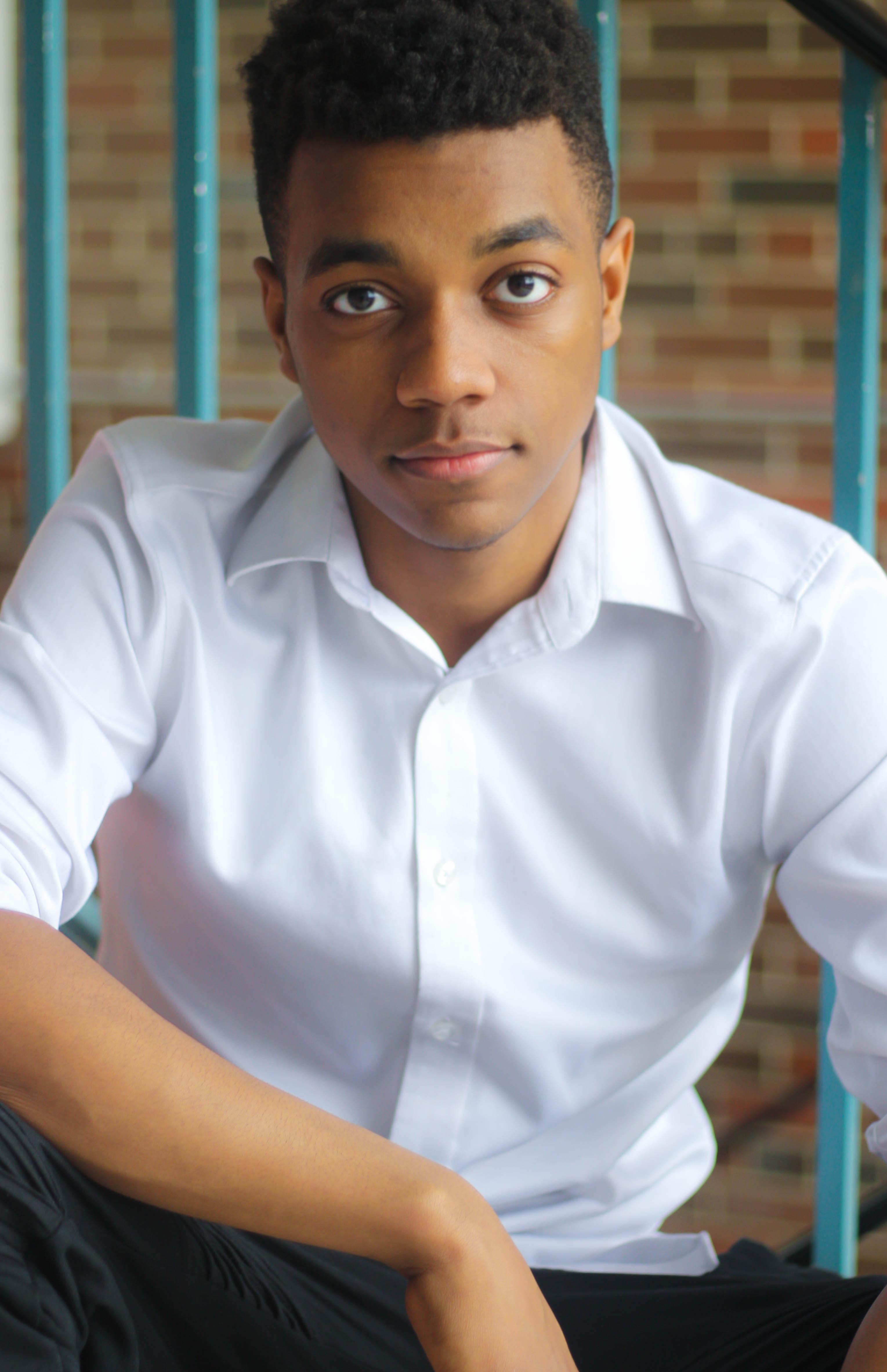 actor Kataem O'Connor large photo