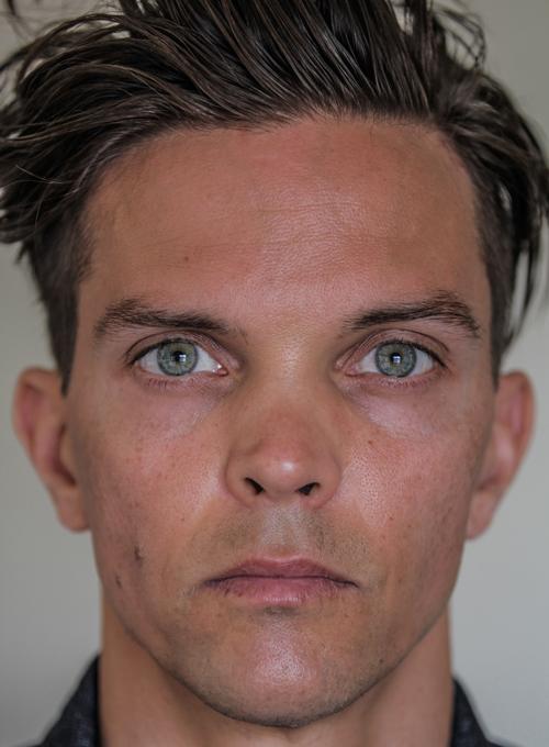 actor Timothy Lee DePriest large photo