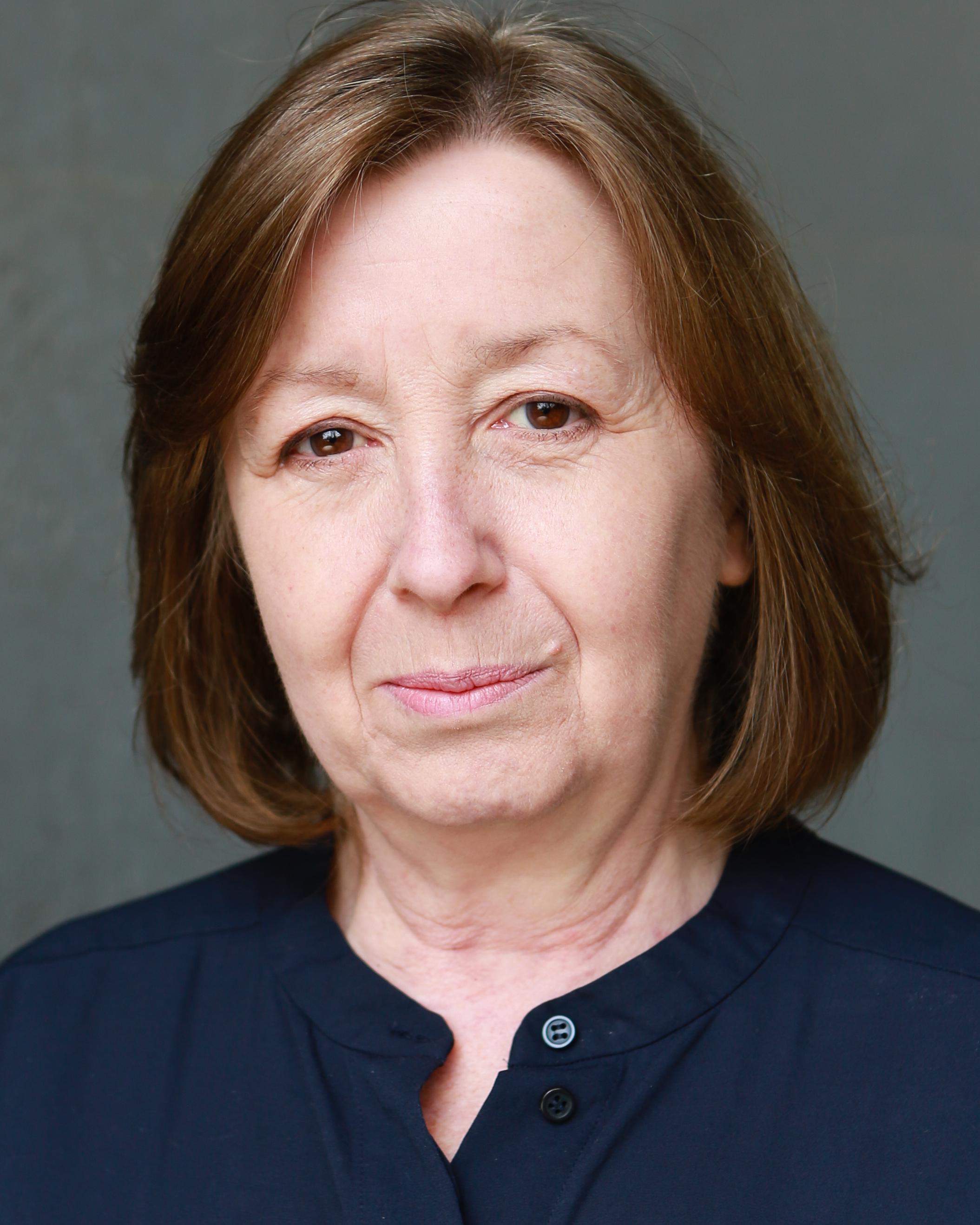 actor Maggie Daniels large photo