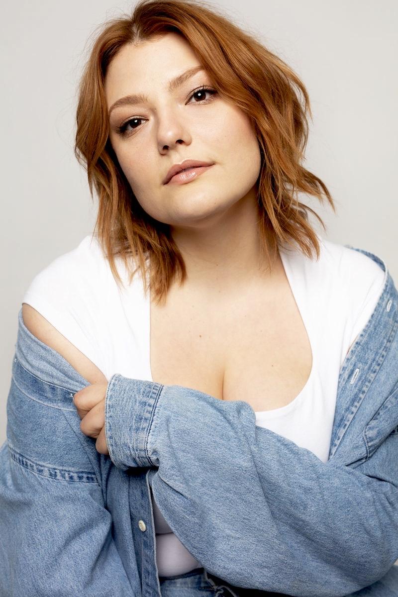 actor Emmylou Barden large photo