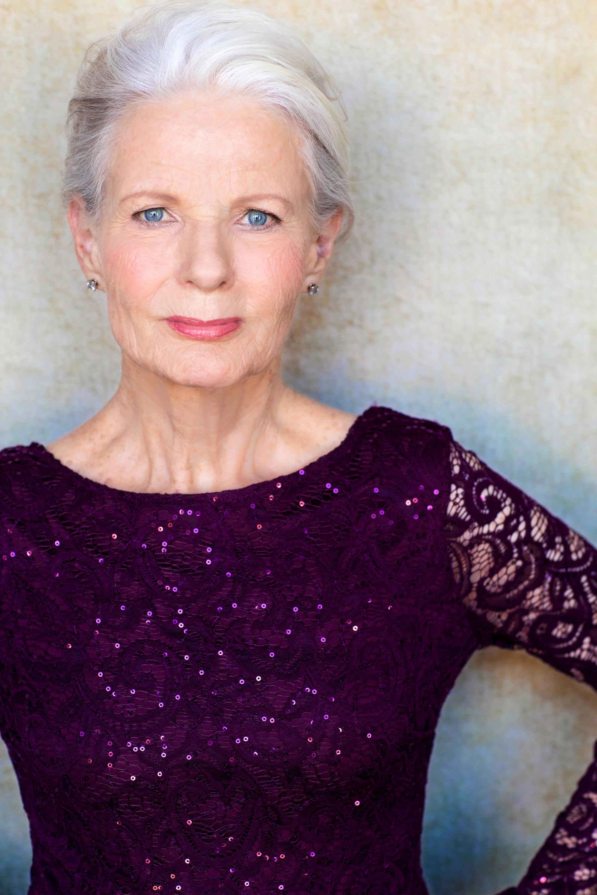 actor Sarah Carson large photo