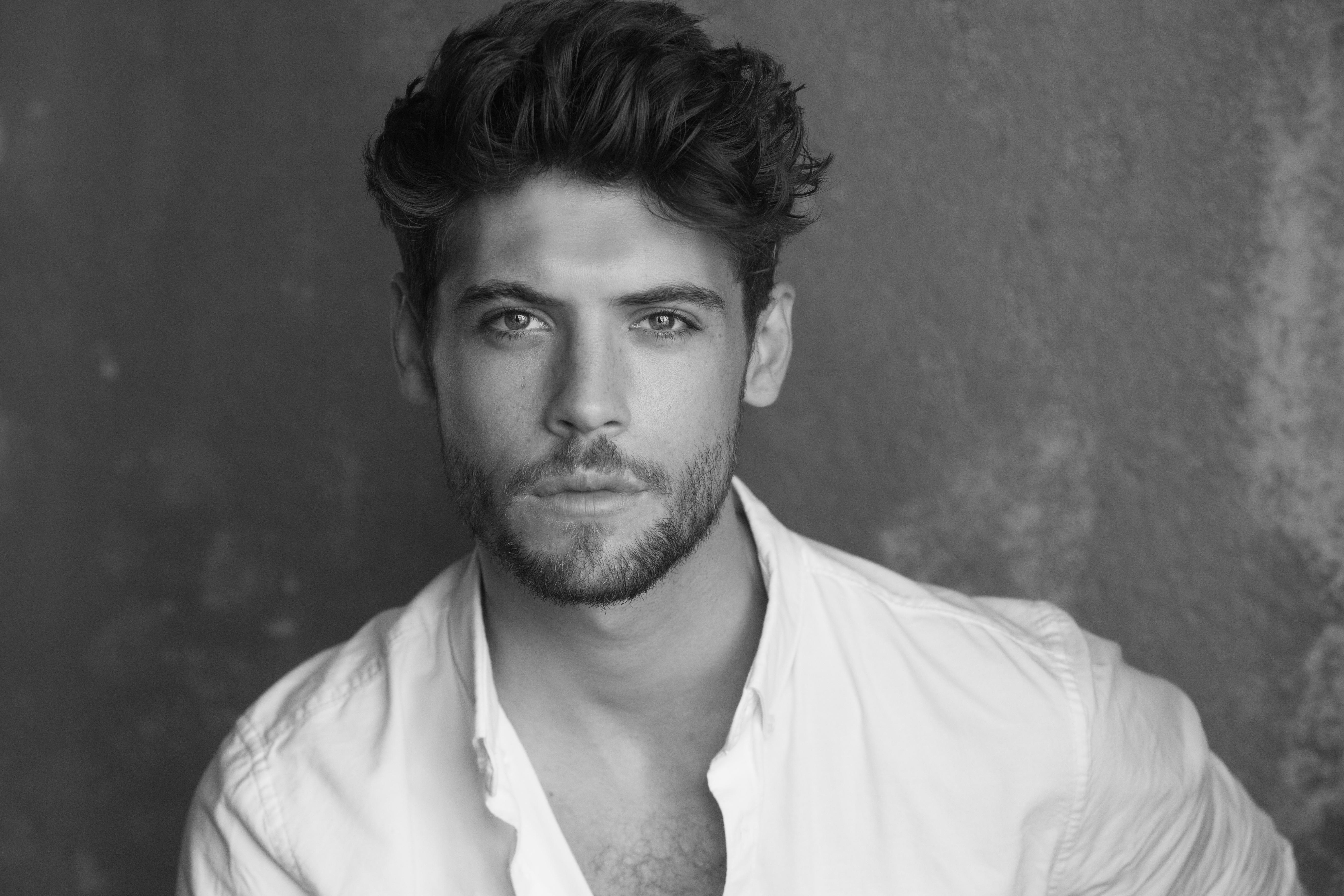 actor Ned Porteous large photo