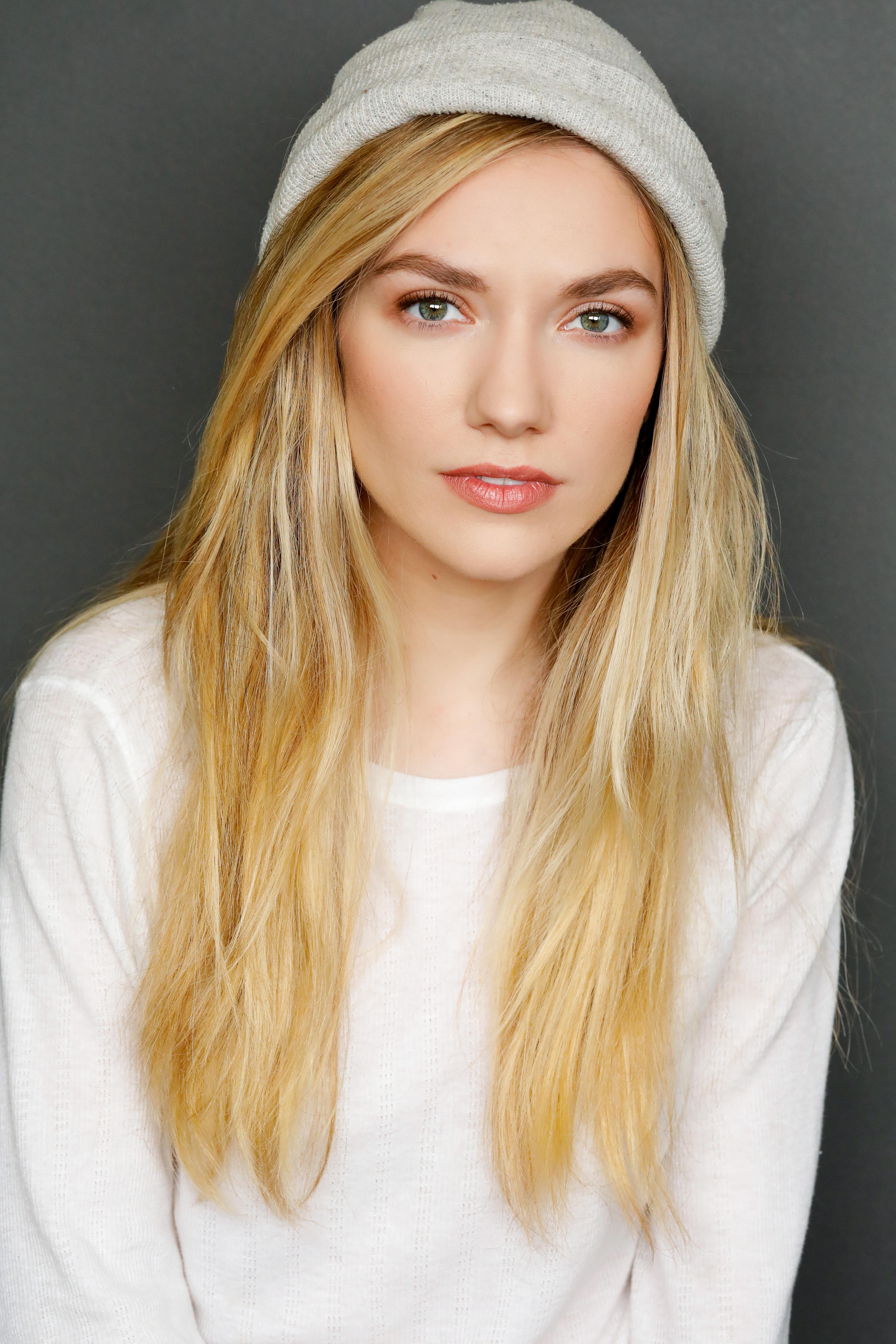 actor Taylor Plecity large photo