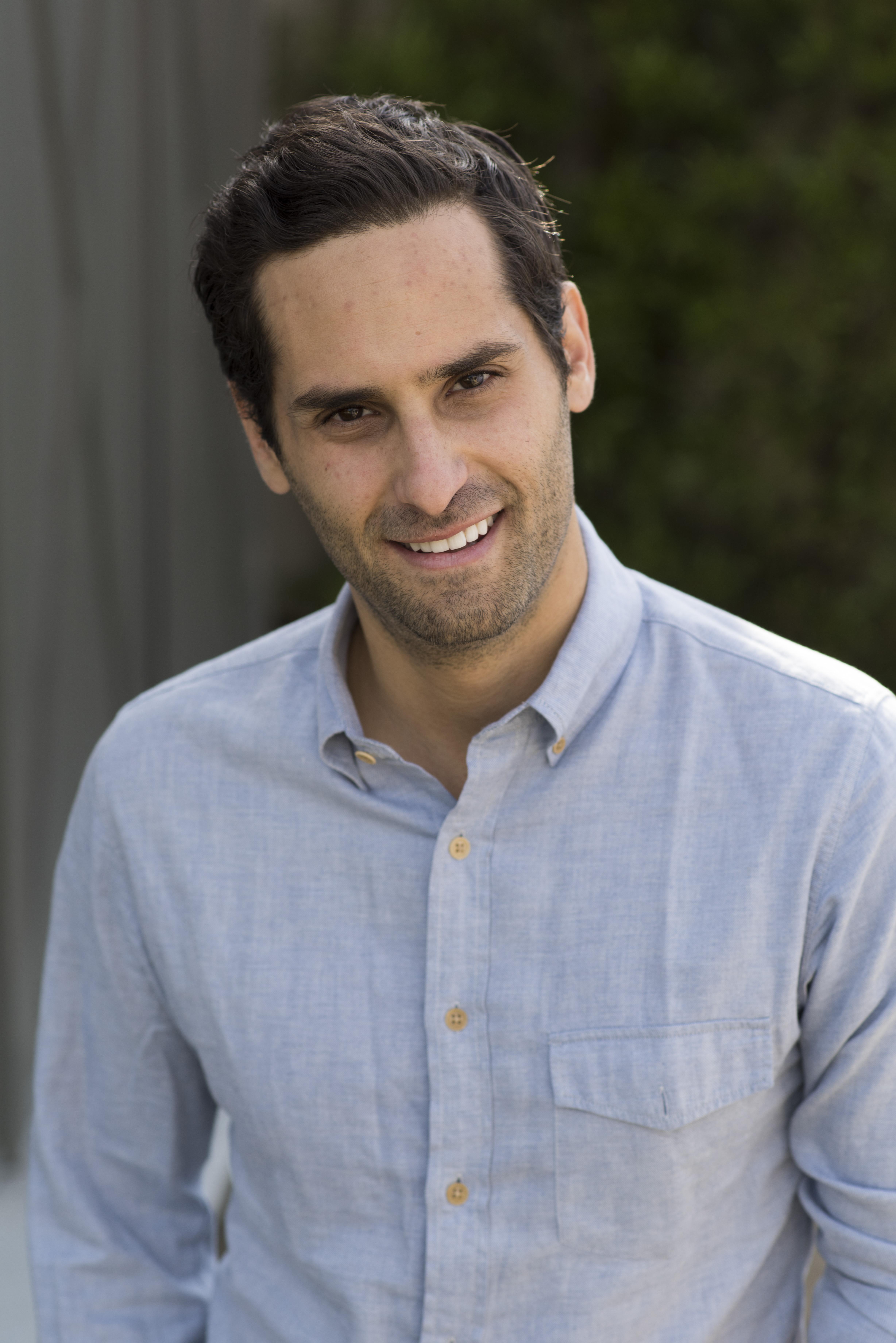 actor Doug Mand large photo