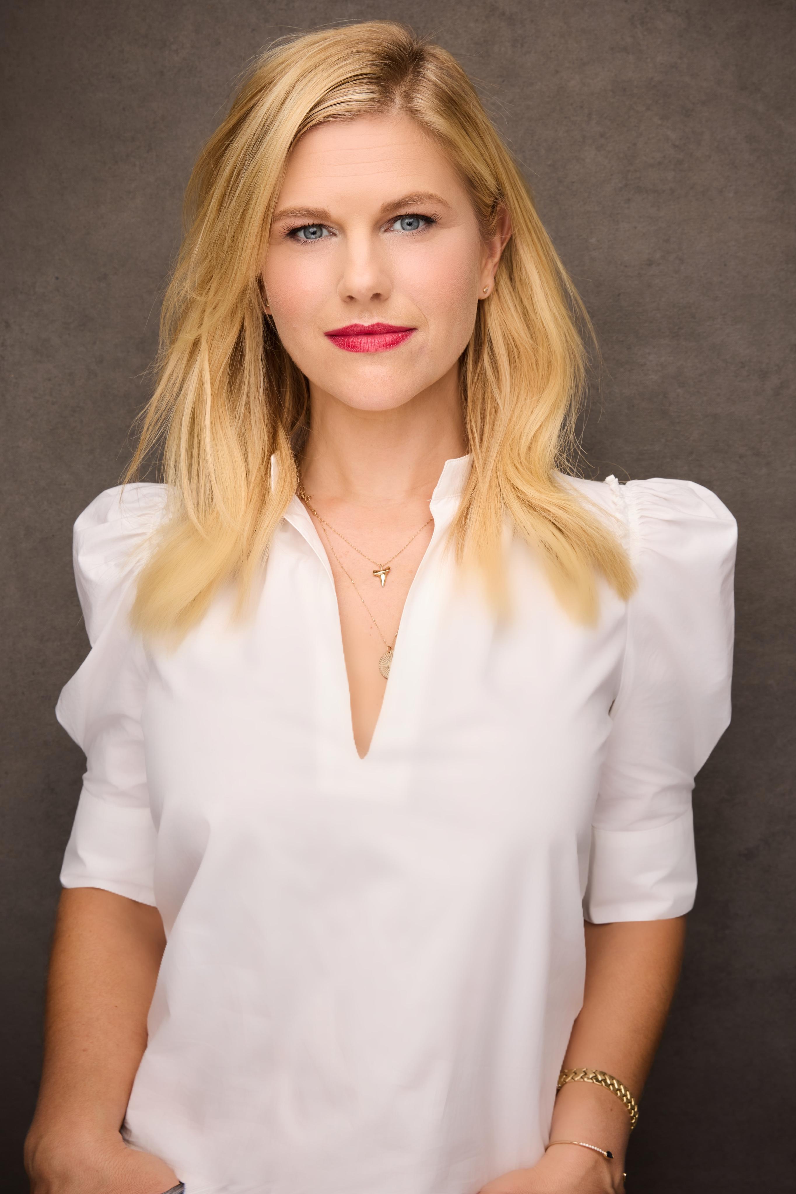 actor Rachel Avery large photo