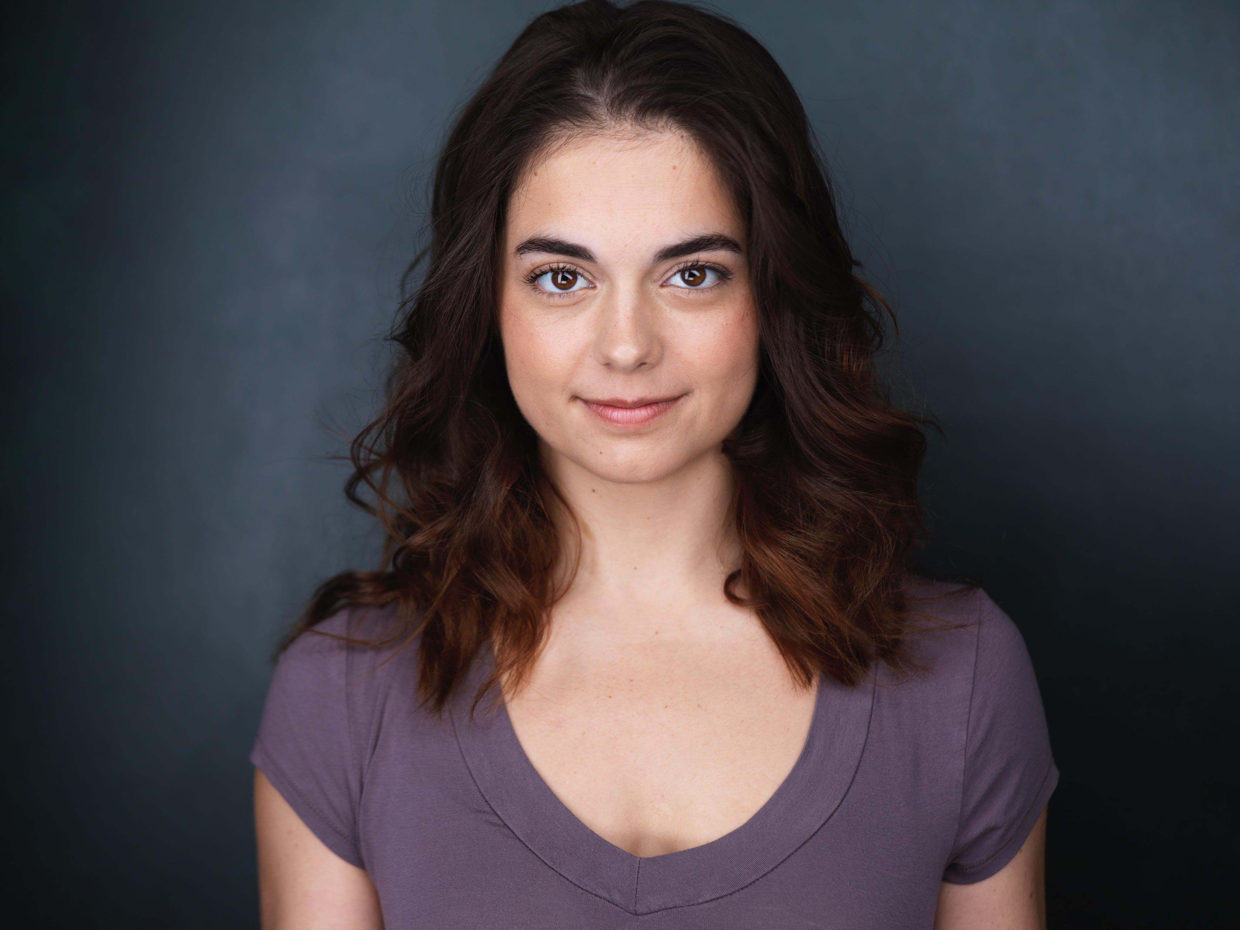 actor Linnea Gregg large photo