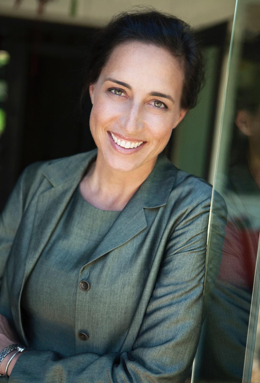 actor Katherine King large photo