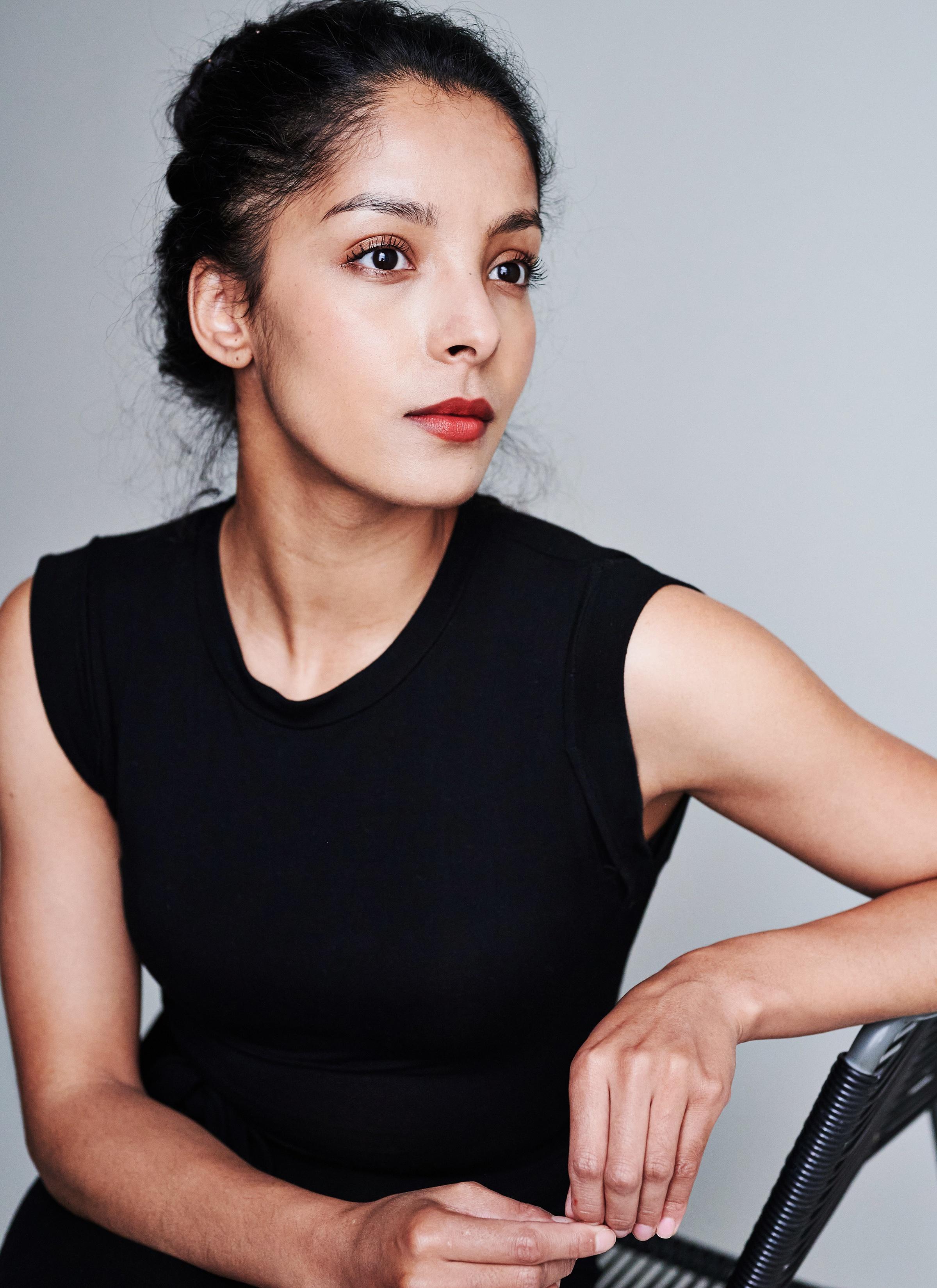 actor Hannah Rose Caton large photo