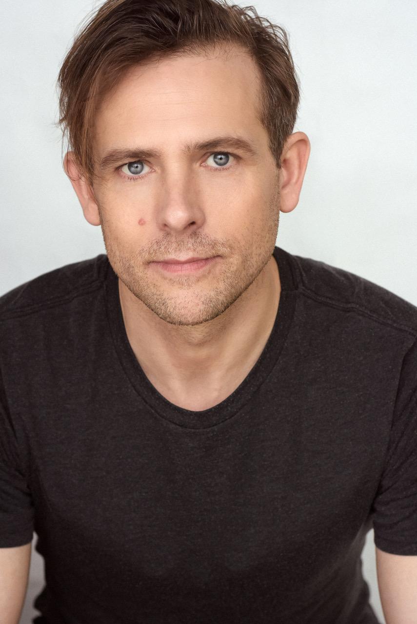 actor Jeff Gladstone large photo