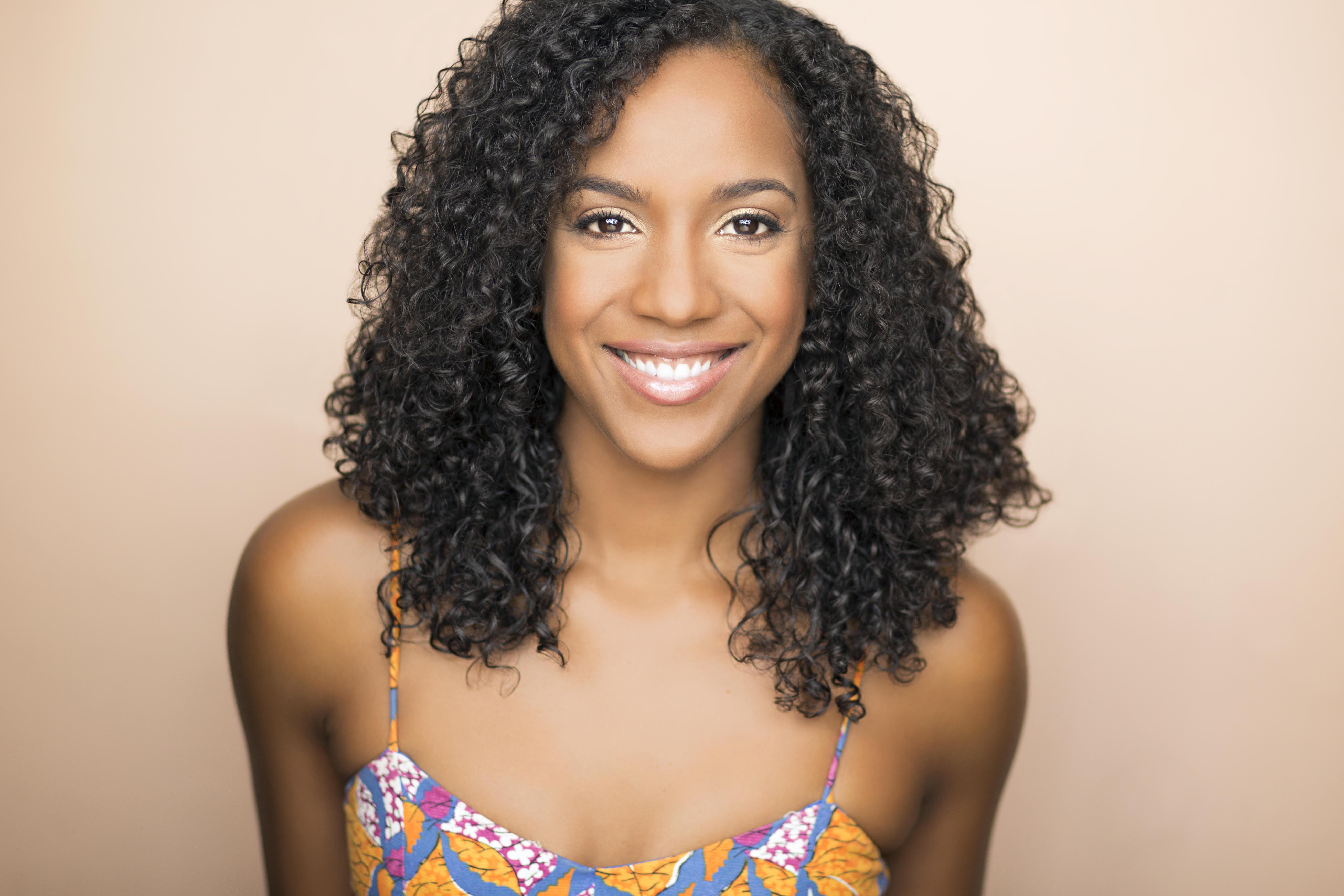 actor Yasmeen Sulieman large photo