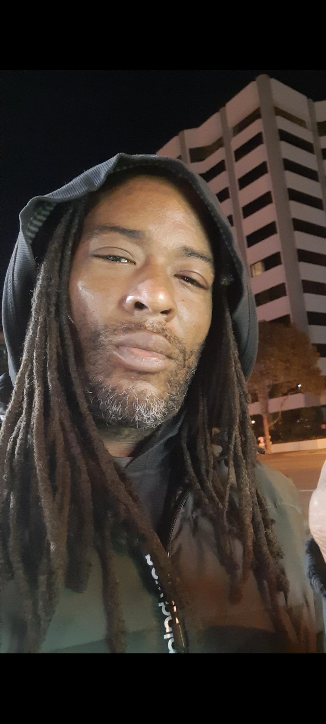 actor Sekou Henderson large photo