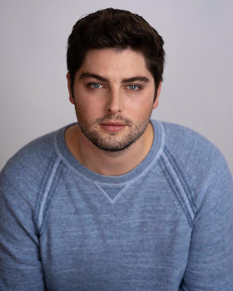 actor Cameron McKendry large photo