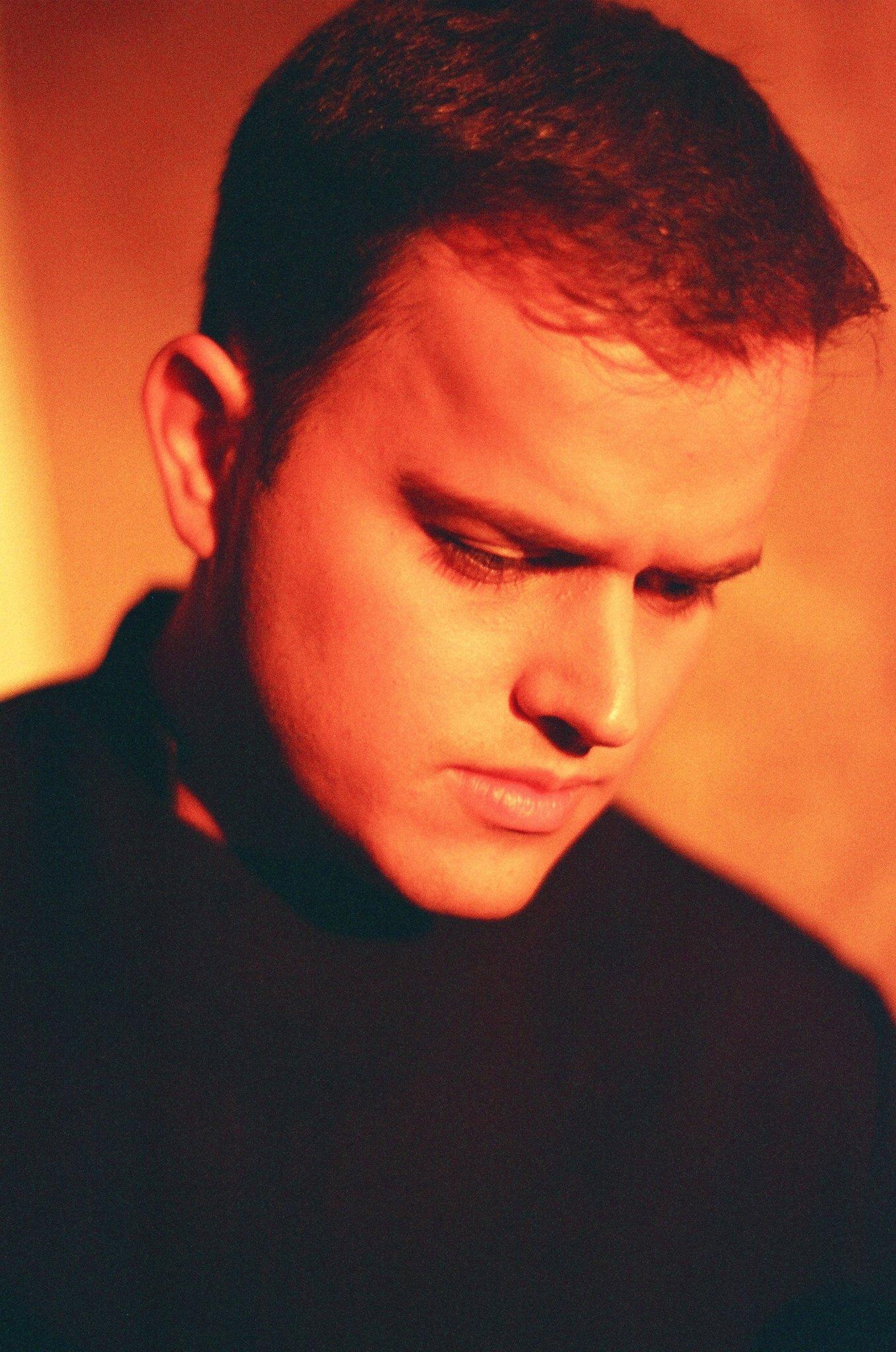 actor Darin Guerrasio large photo