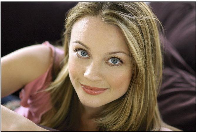 actor Margot White large photo