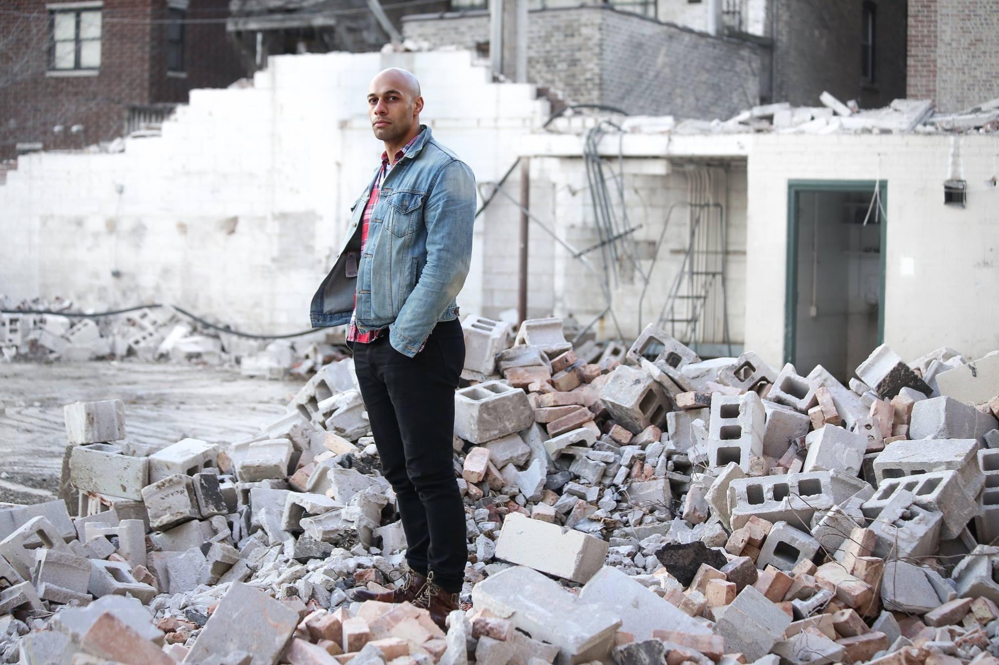 actor Dominique Worsley large photo