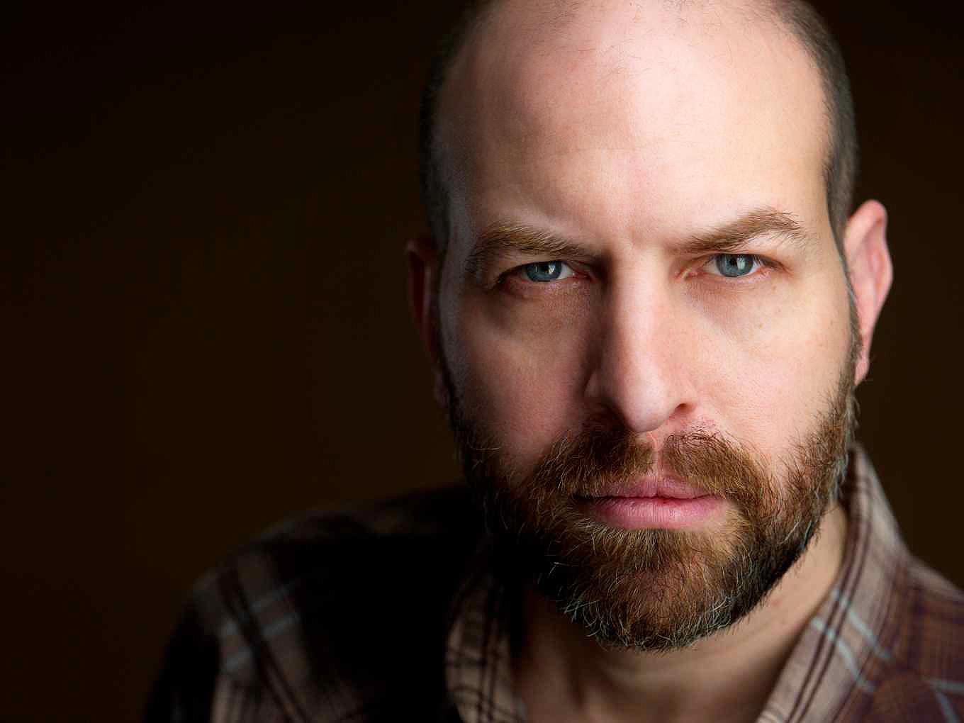 actor Gregory Konow large photo