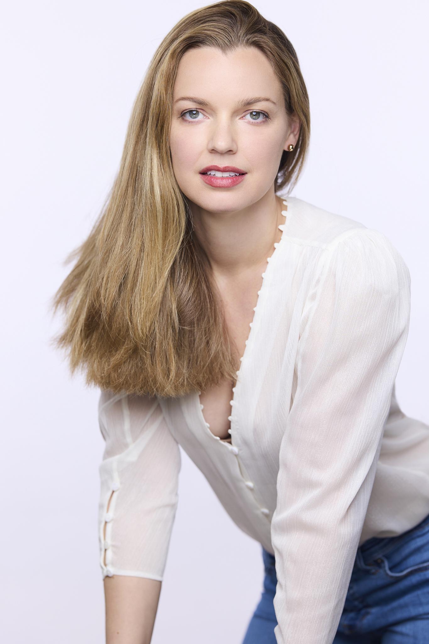 actor Eryn Rea large photo