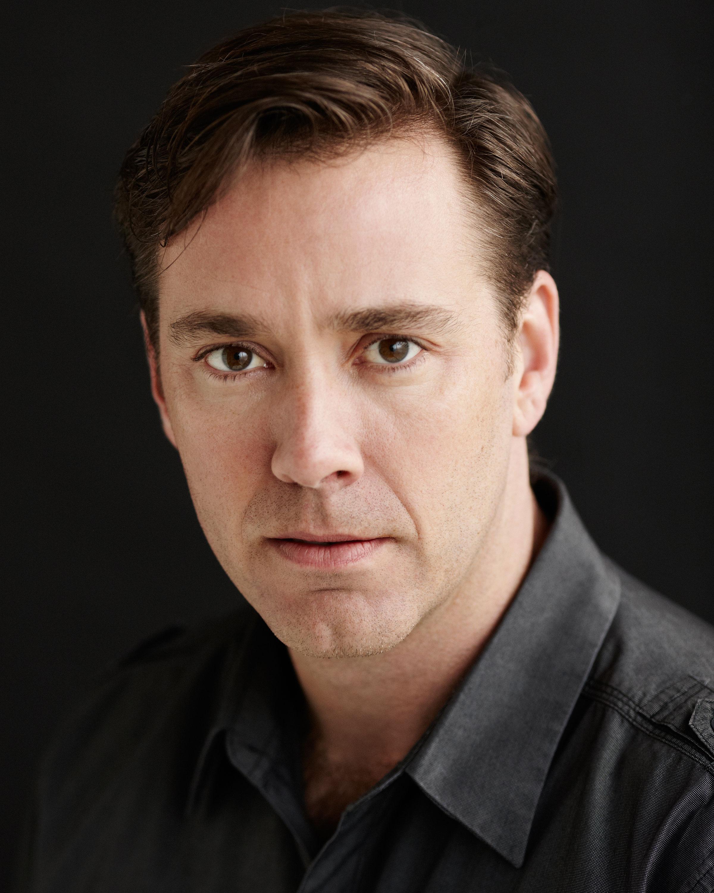 actor Spencer McLaren large photo