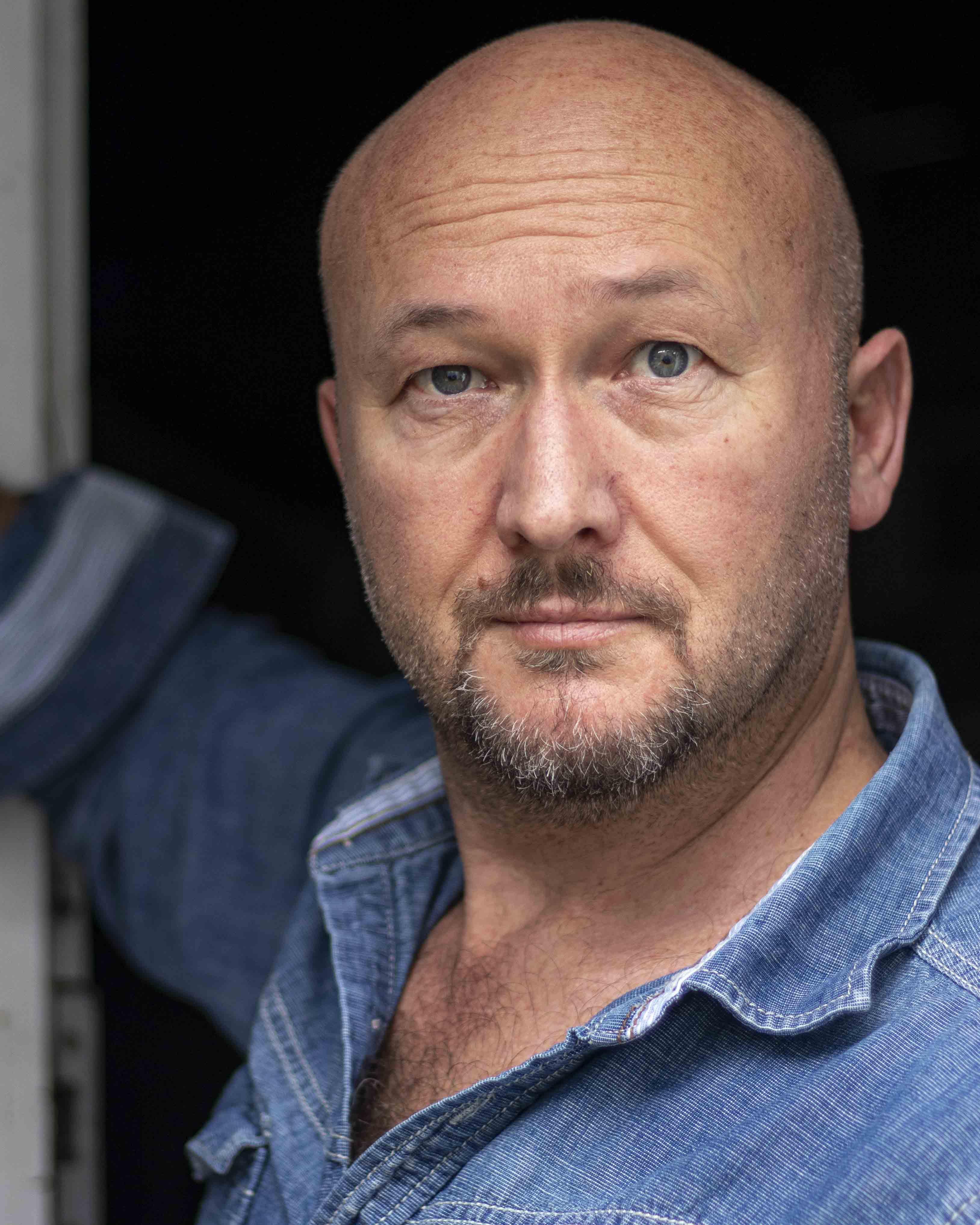 actor Brenden Lovett large photo