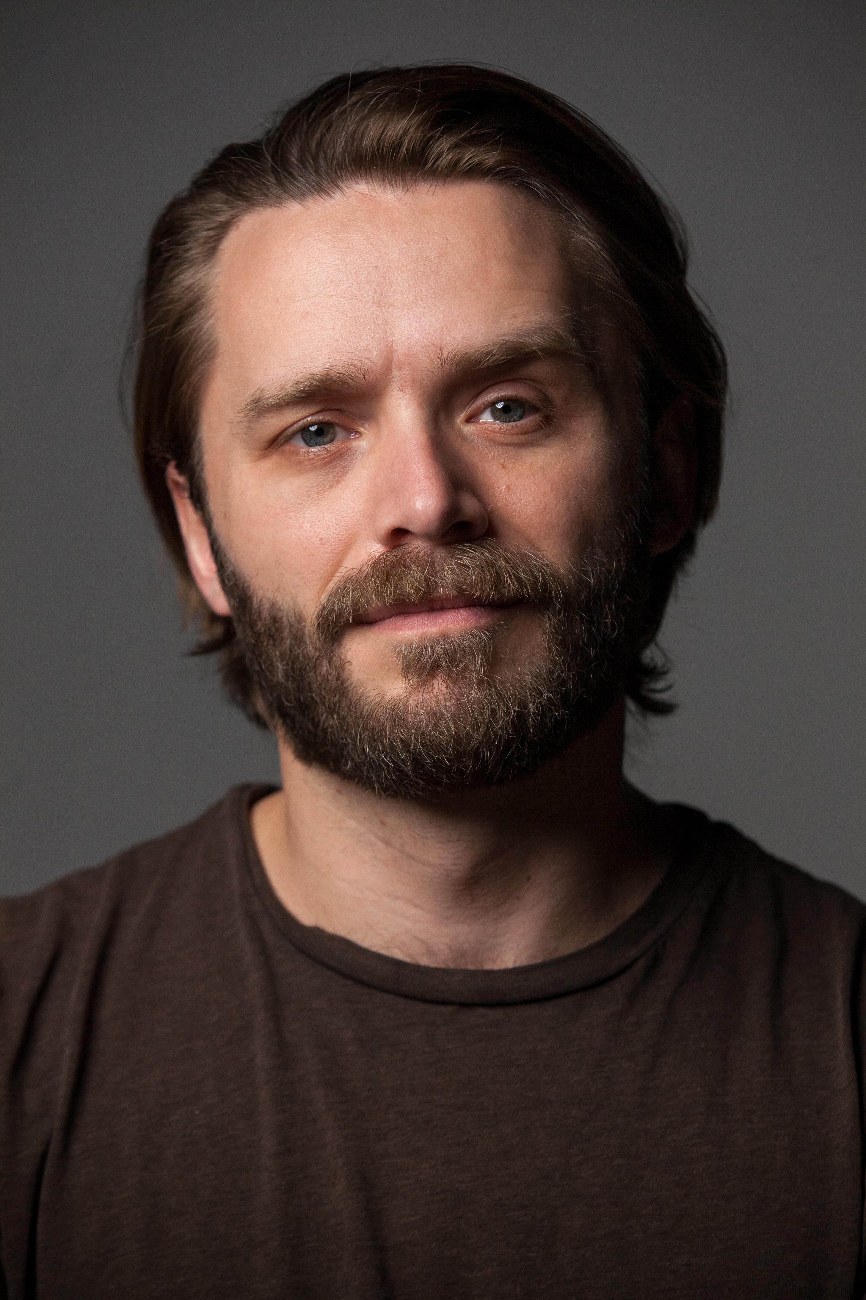 actor Ian Carlsen large photo