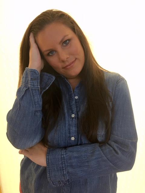 actor Rachael Christenson large photo