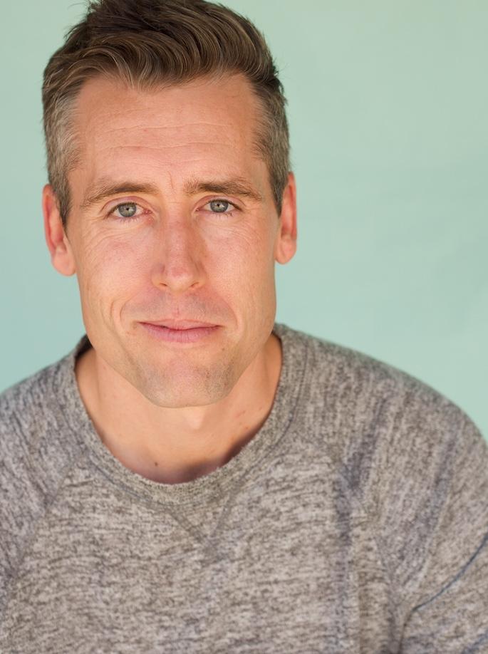 actor Mike McLendon large photo