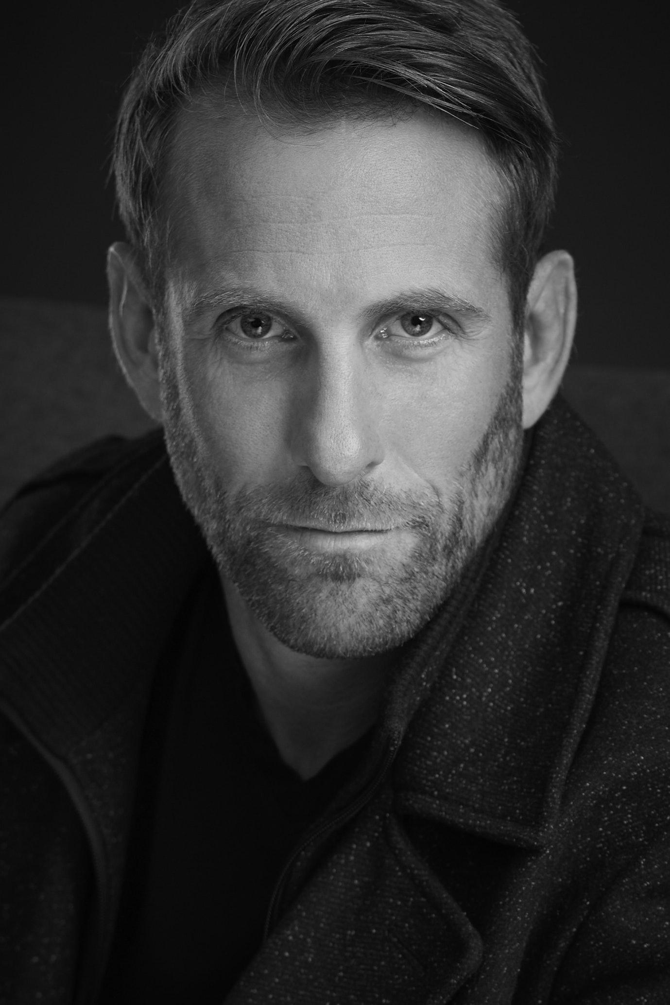 actor Ian Rozylo large photo