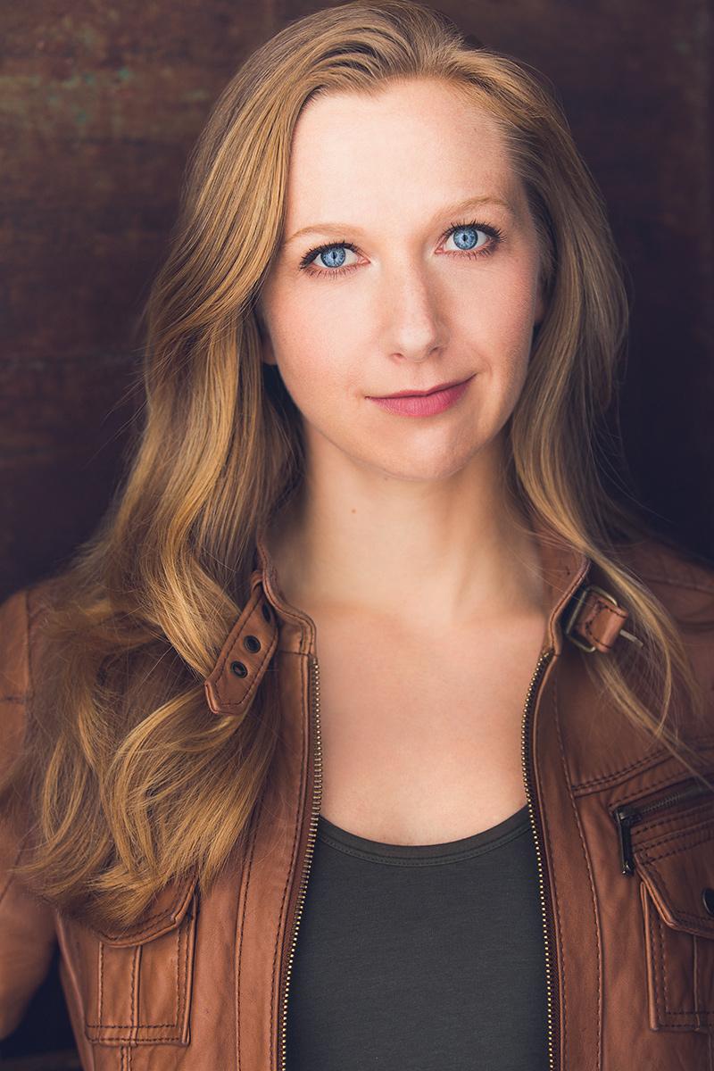 actor Maggie Alexander large photo