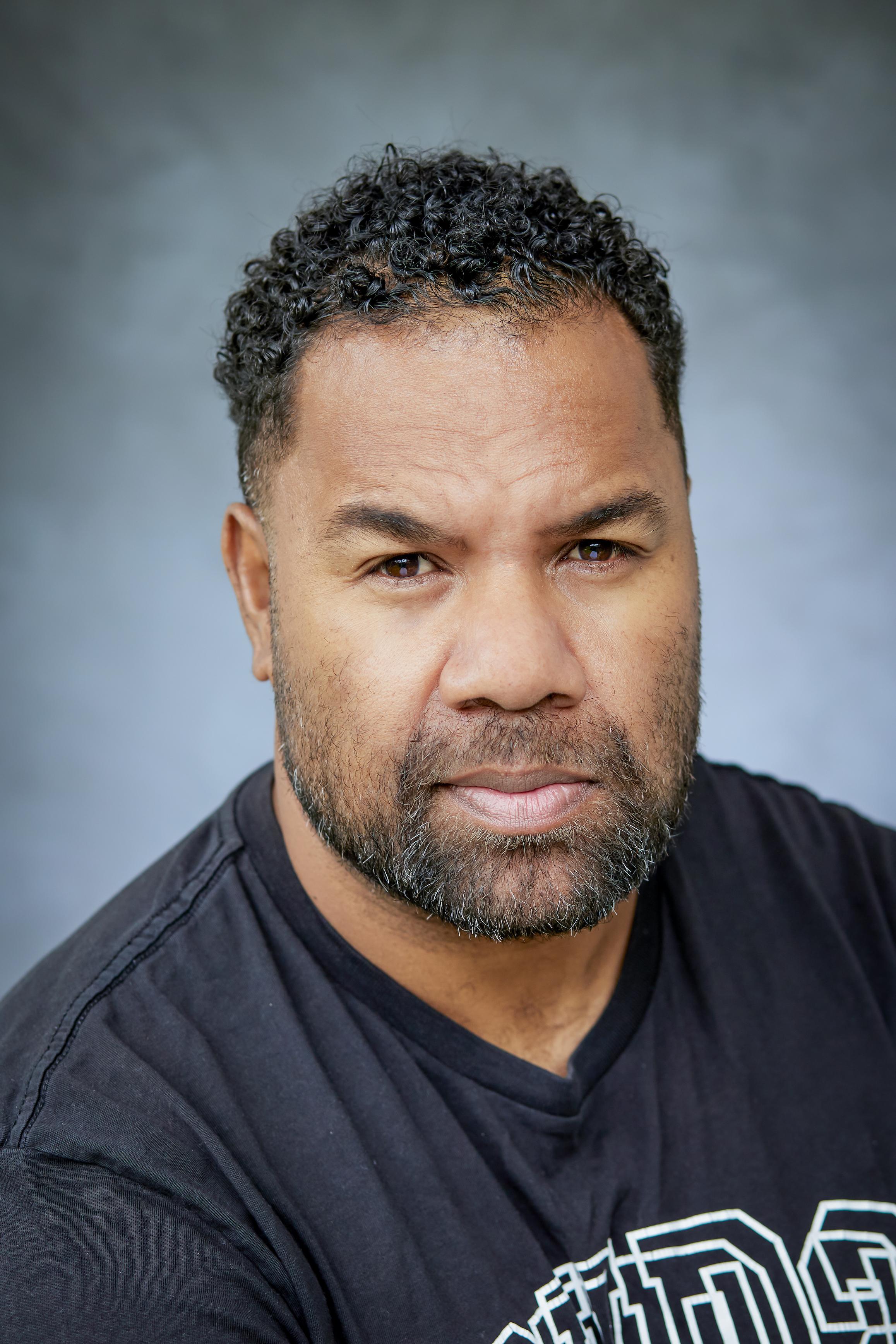 actor Siale Tunoka large photo