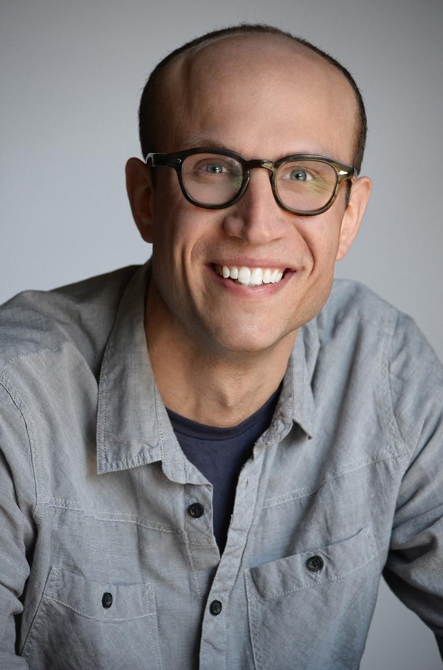 actor Adam Lustick large photo