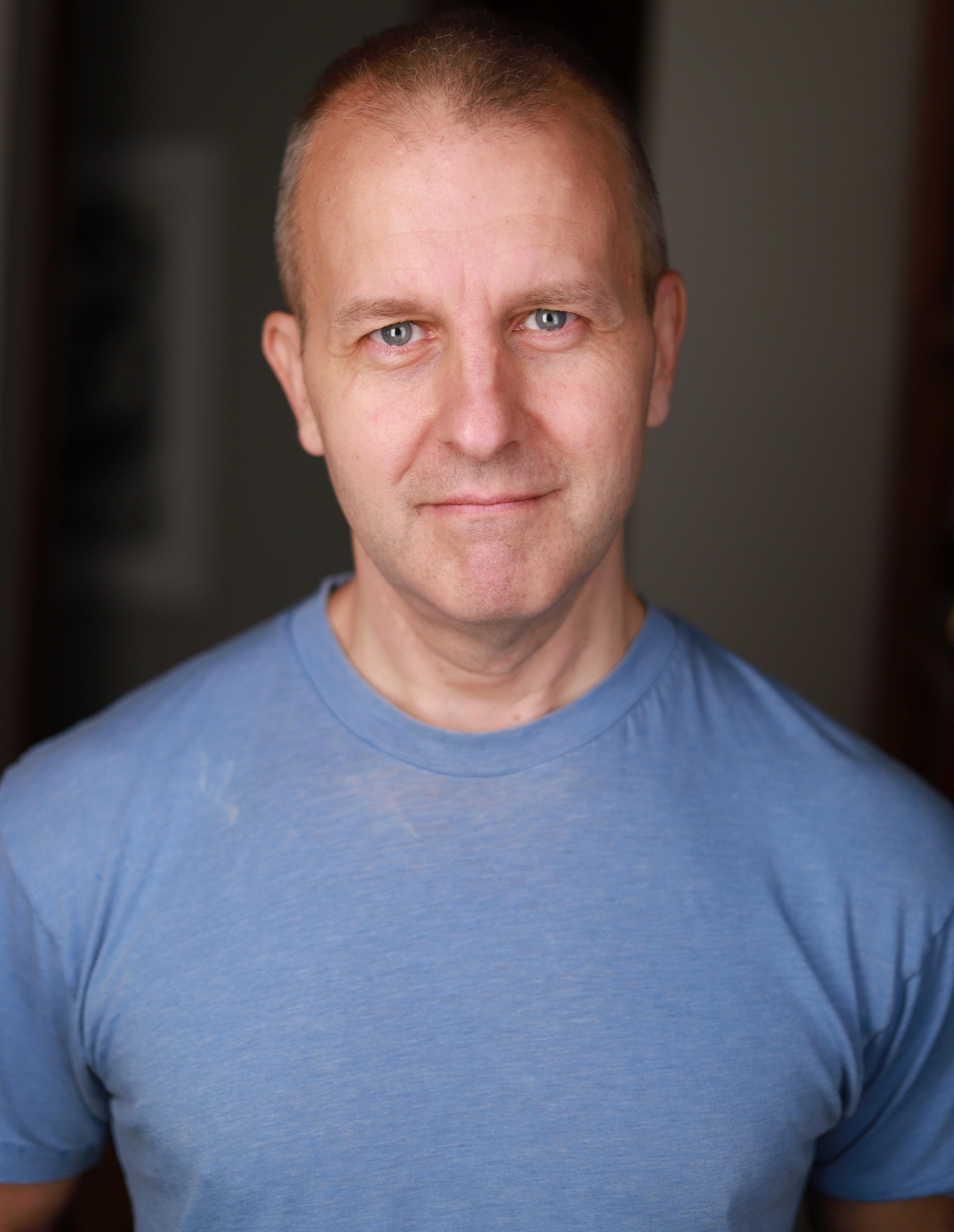 actor Nat DeWolf large photo