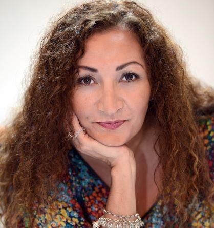 actor Barbara Gouskos large photo