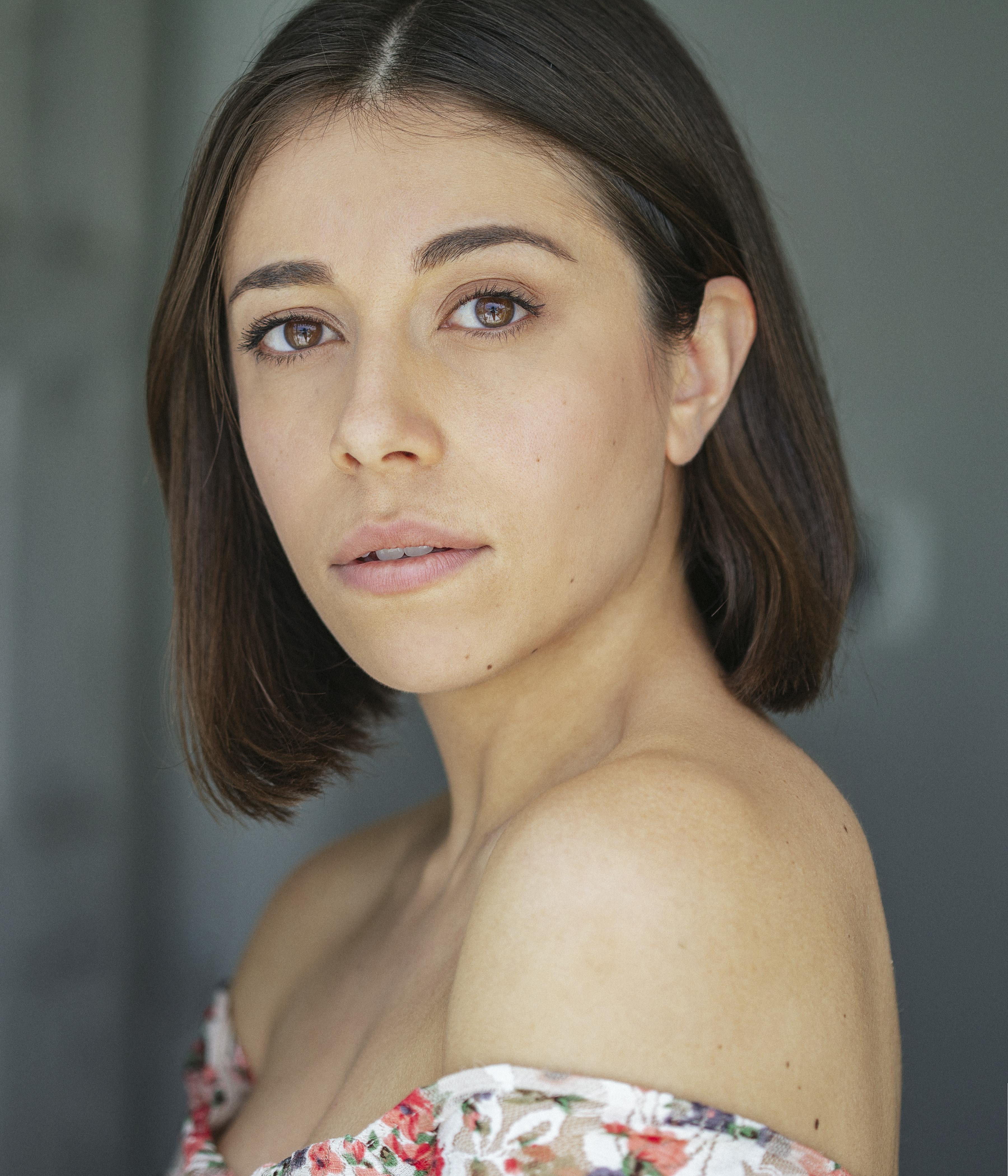 actor Christina Paterno large photo