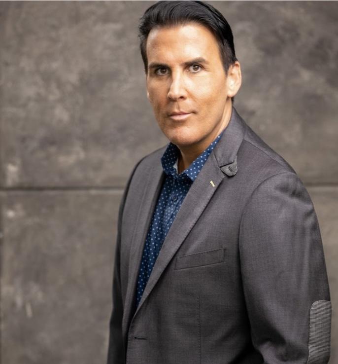 actor Sean Bennett large photo