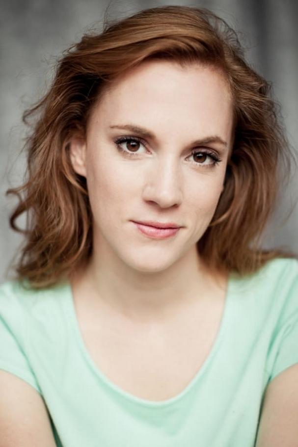 actor Alice Moreault large photo